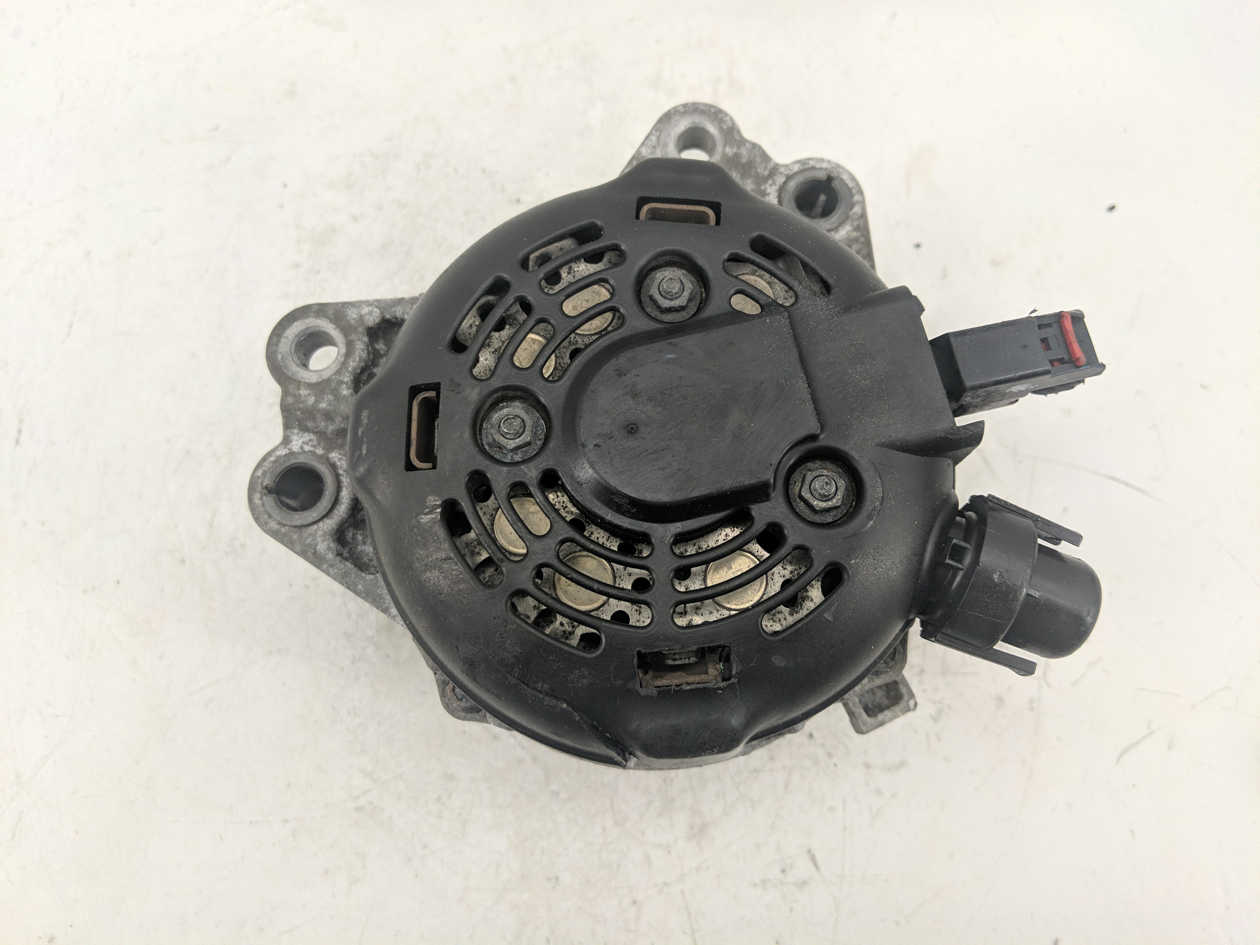 Picture of 2012 Jeep Wrangler Alternator Generator Charging Assembly Engine Oem 1223181