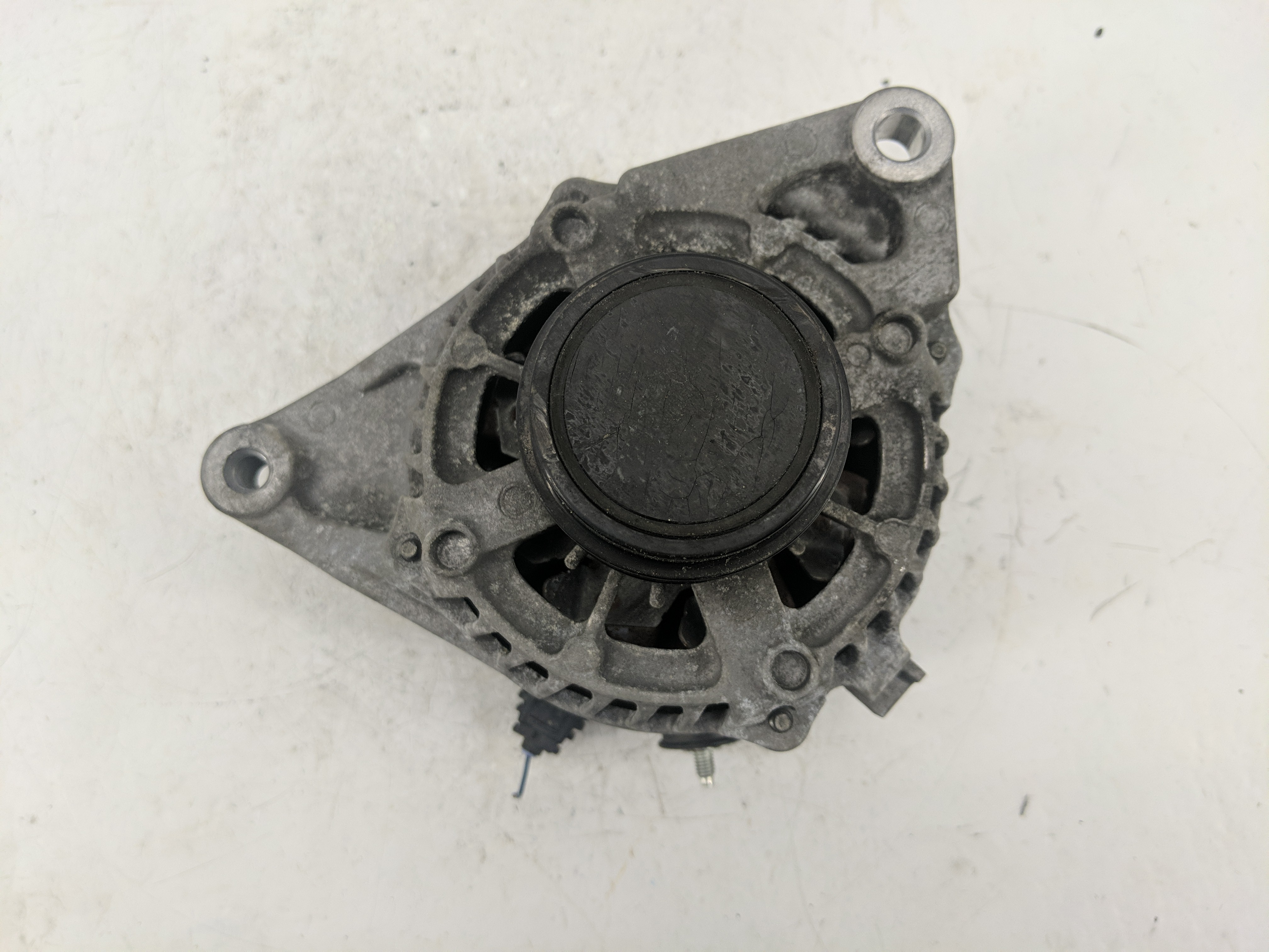 Picture of 2013-2018 Toyota Rav4 Alternator Generator Charging Assembly Engine Oem 1223182