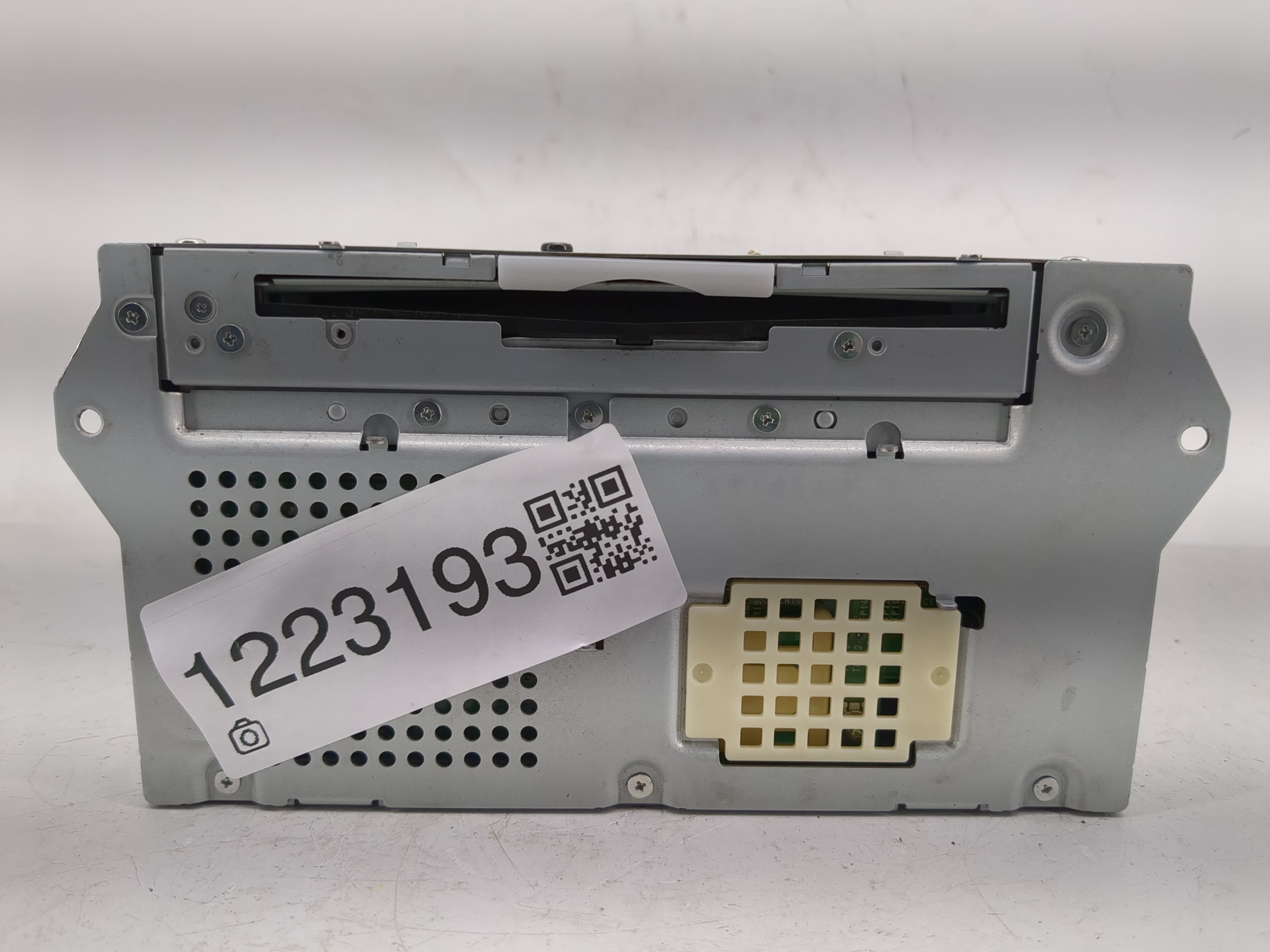 2011-2011 Infiniti M56 Am Fm Cd Player Radio Receiver 1223193 - Oemusedautoparts1.com