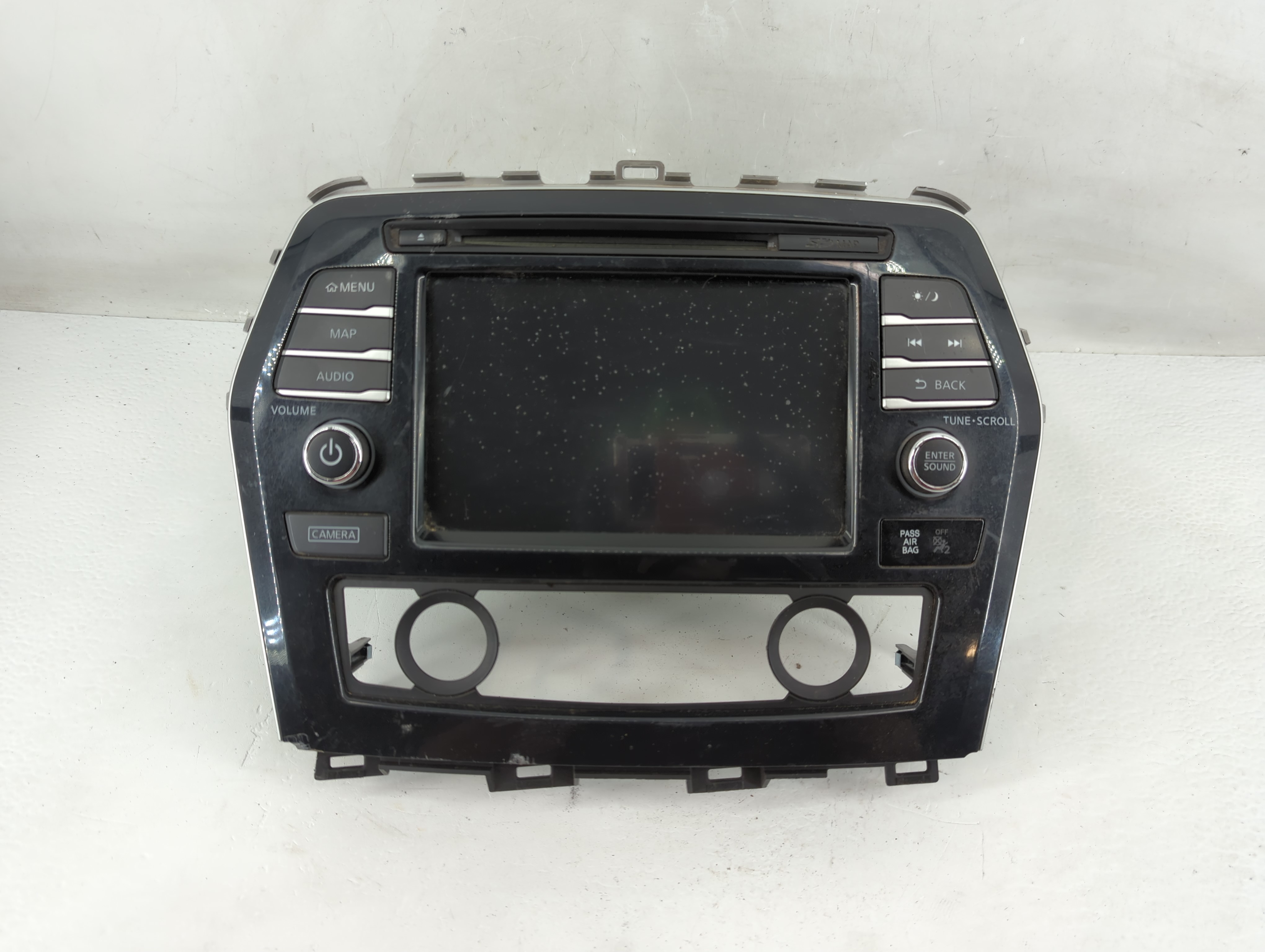 Picture of Nissan Maxima Am Fm Cd Player Radio Receiver 1223200