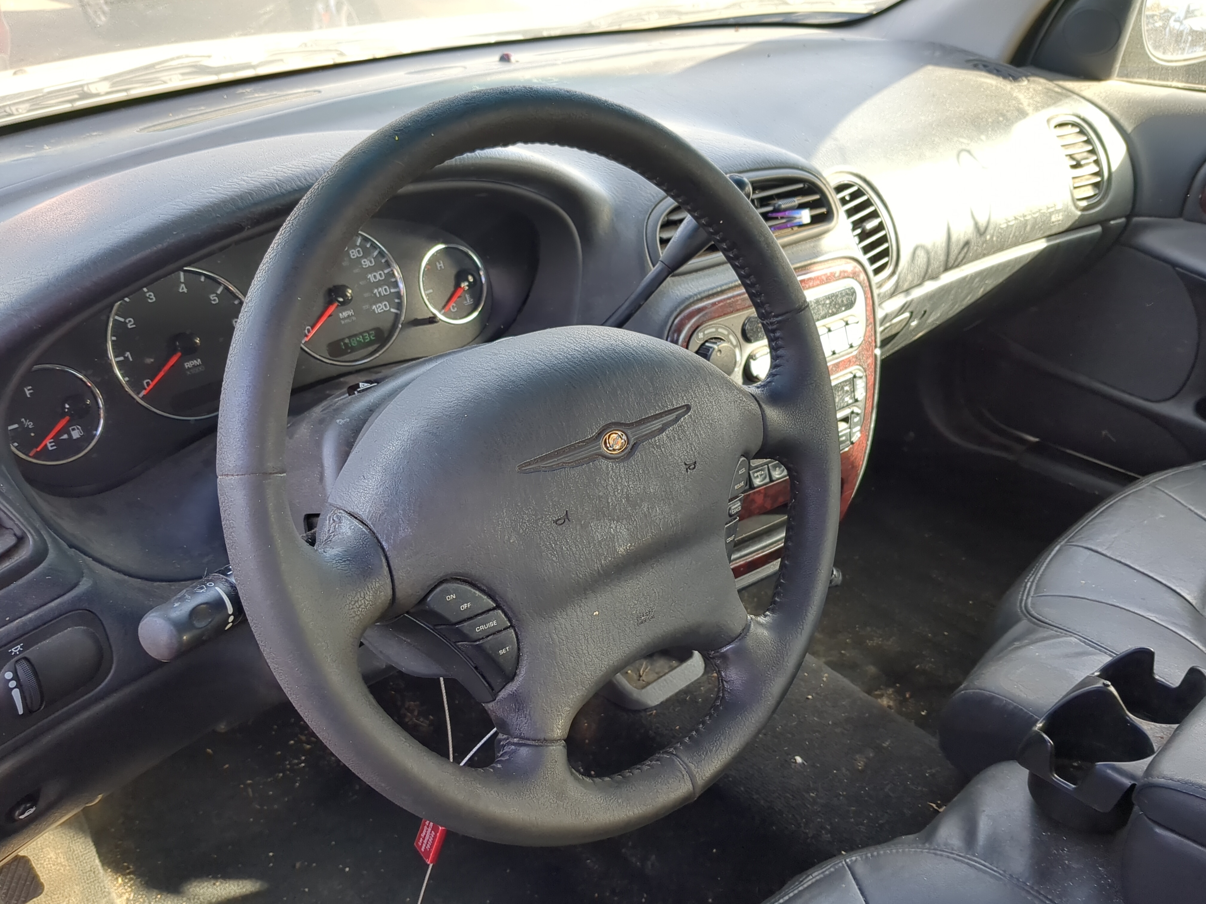 2004-2004 Chrysler Concorde Air Bag Driver Left Steering Wheel Mounted 1223250 - Oemusedautoparts1.com