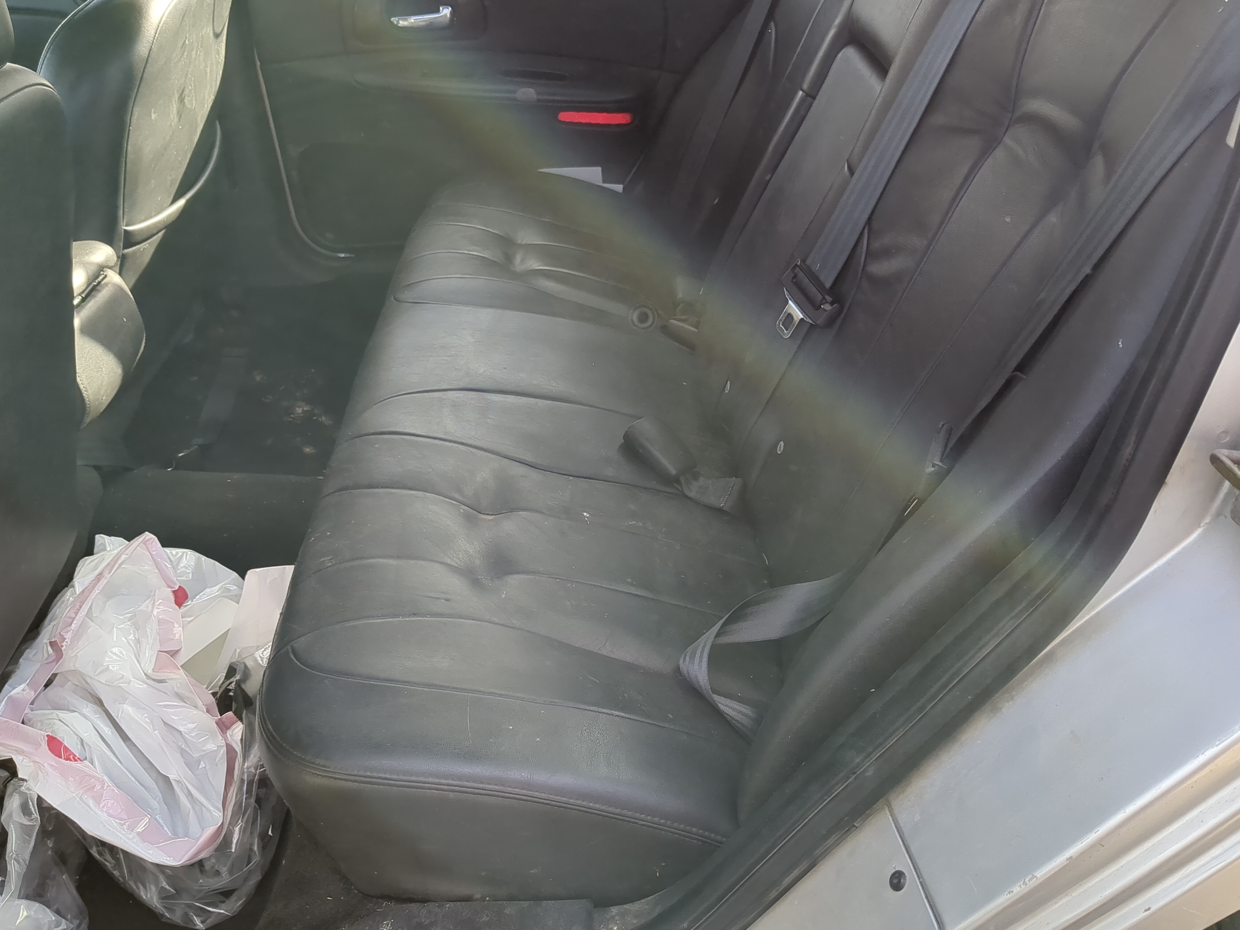 2004 Chrysler Concorde Rear Seat Oem 1223342 - Oemusedautoparts1.com