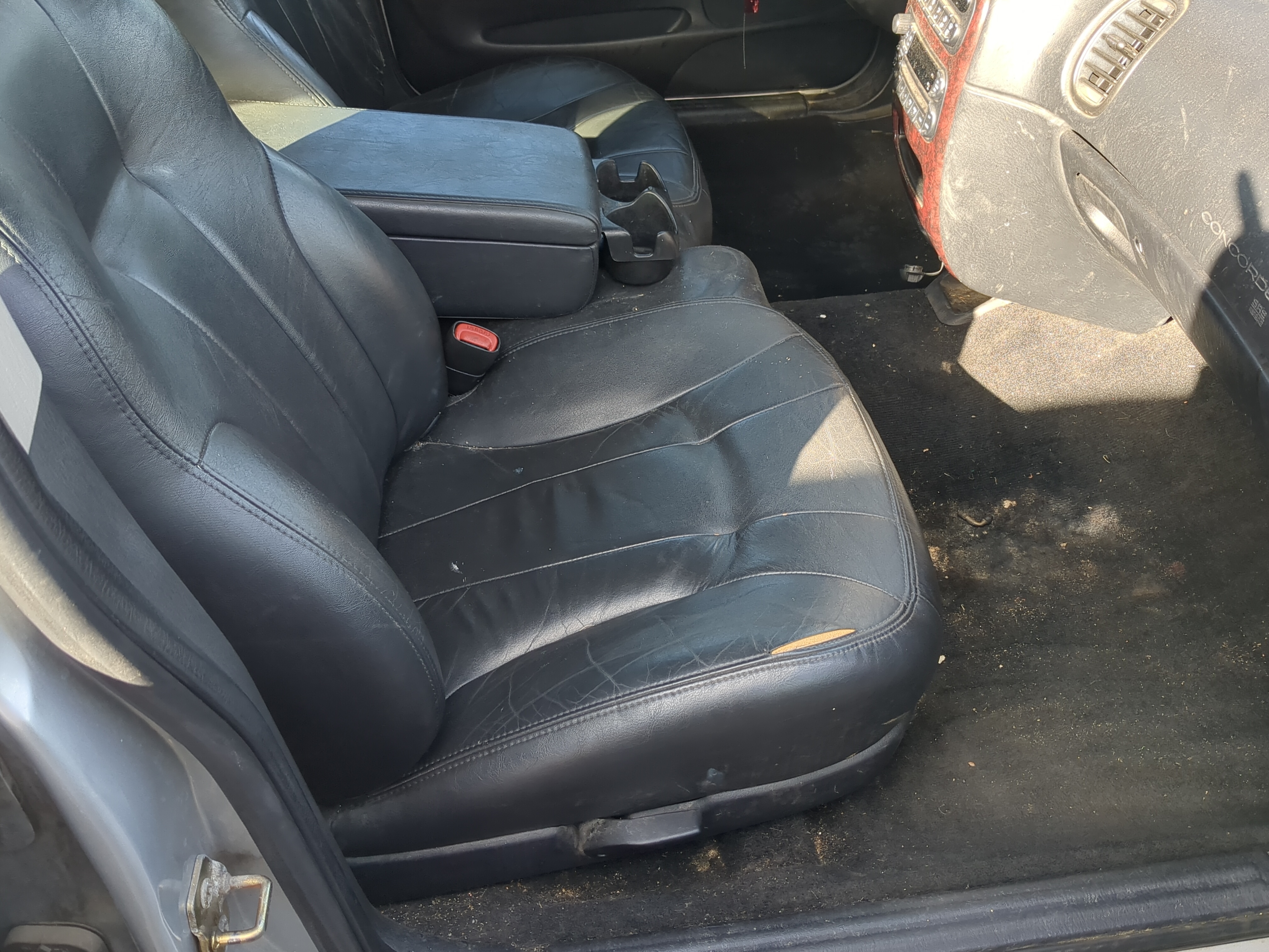 2004-2004 Chrysler Concorde Passenger Front Seat Oem 1223362 - Oemusedautoparts1.com