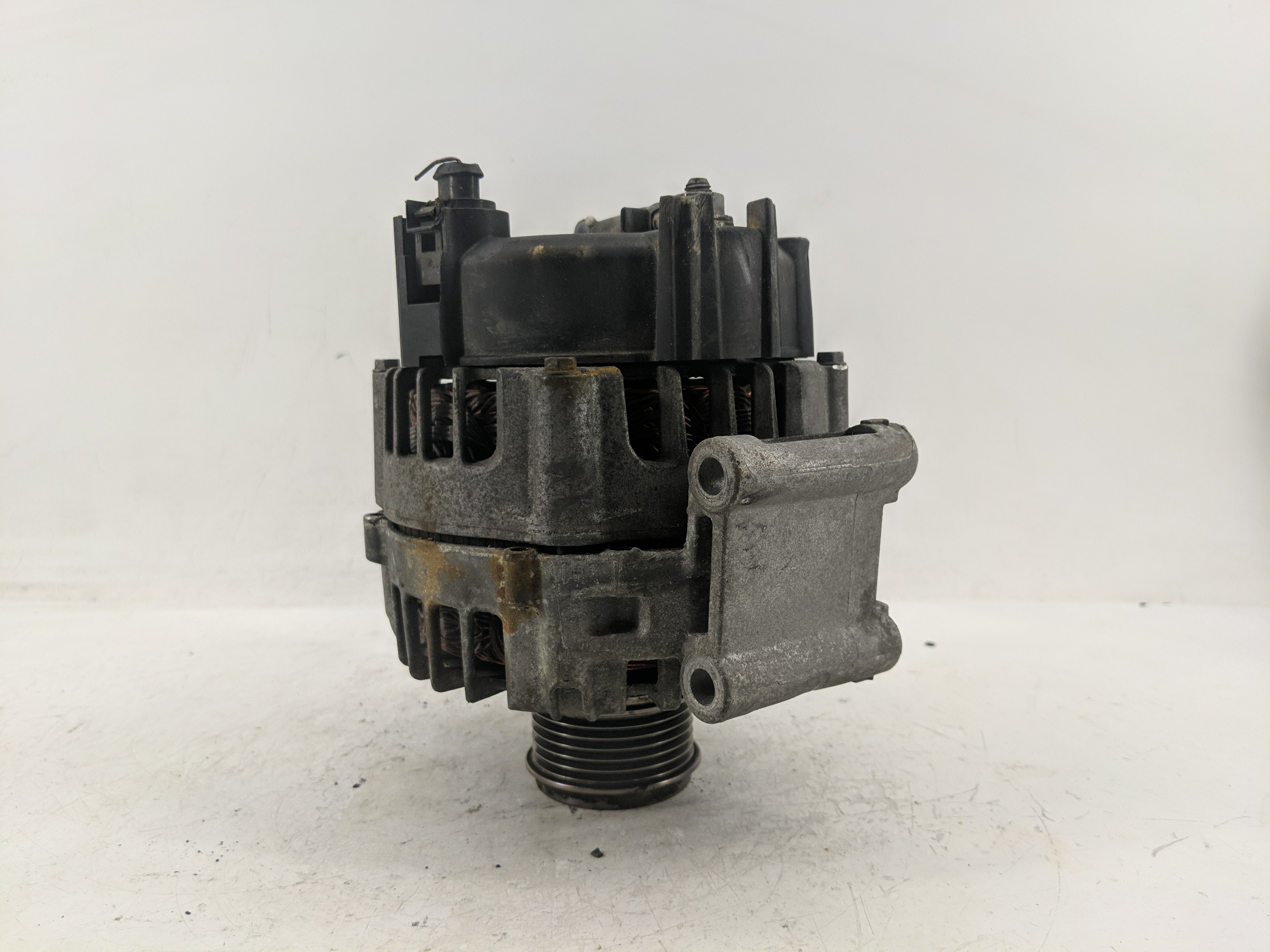 Picture of 2013-2016 Audi A4 Alternator Generator Charging Assembly Engine Oem 1223371