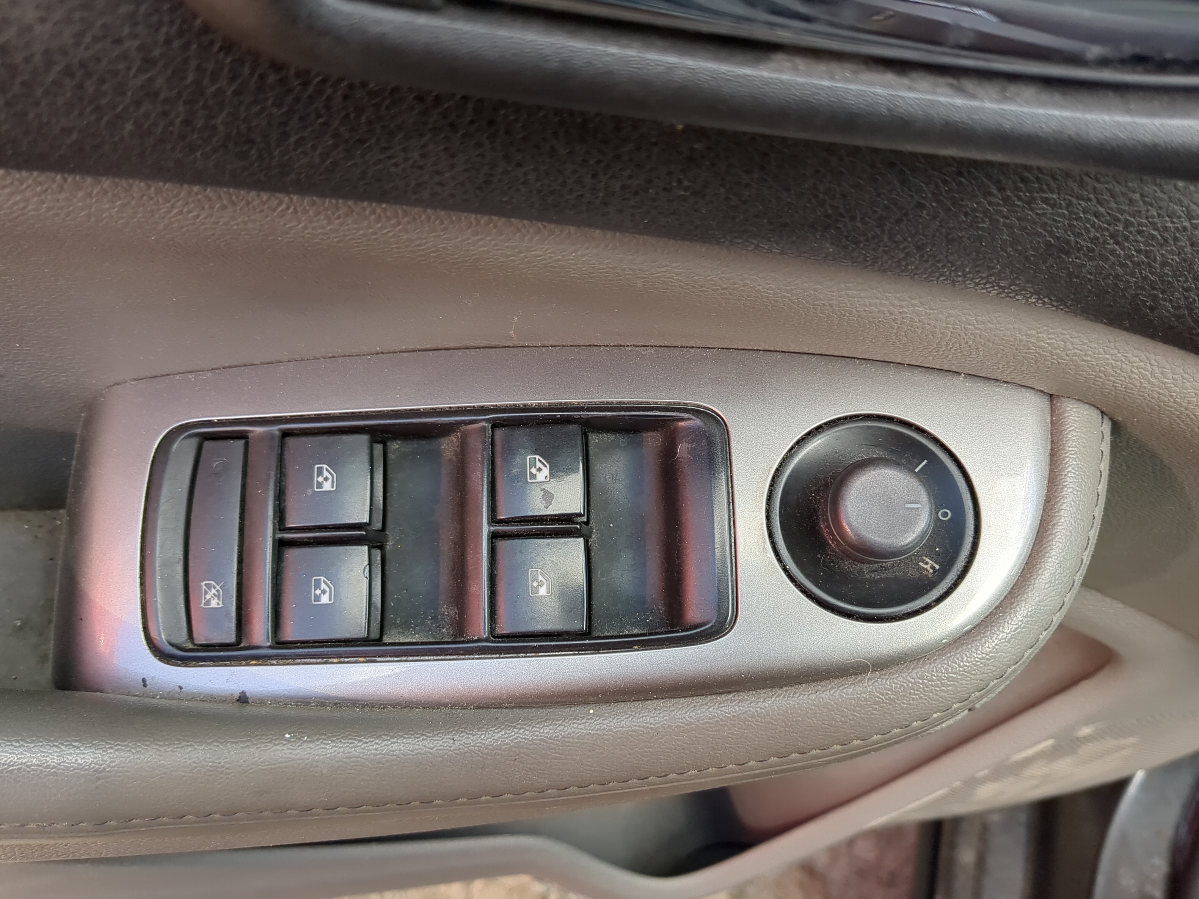 Chevrolet Malibu Limited Driver Left Door Master Power Window Switch 1223436 - Oemusedautoparts1.com