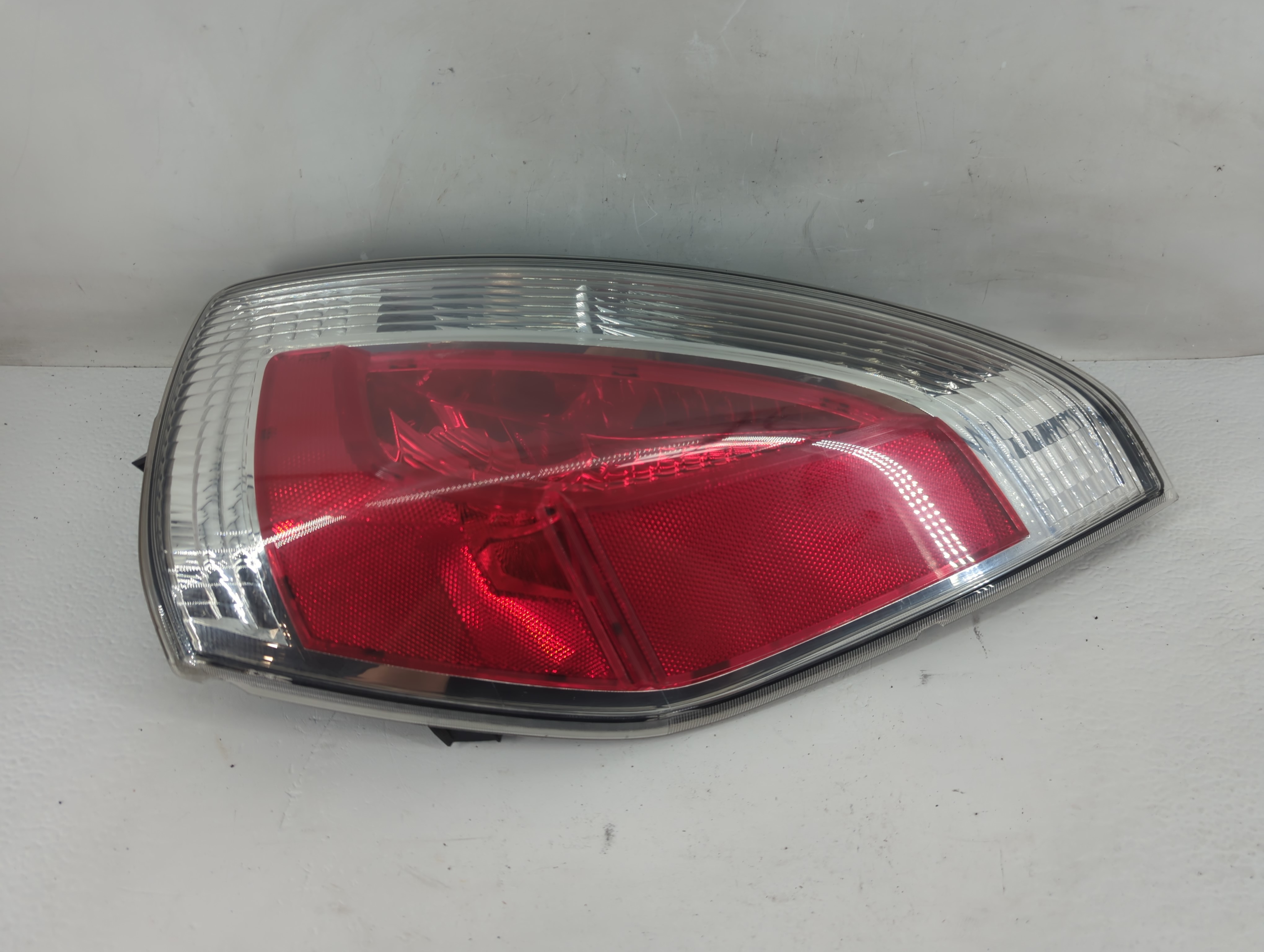2008-2010 Mazda 5 Passenger Right Side Tail Light Taillight Oem 1223551 - Oemusedautoparts1.com