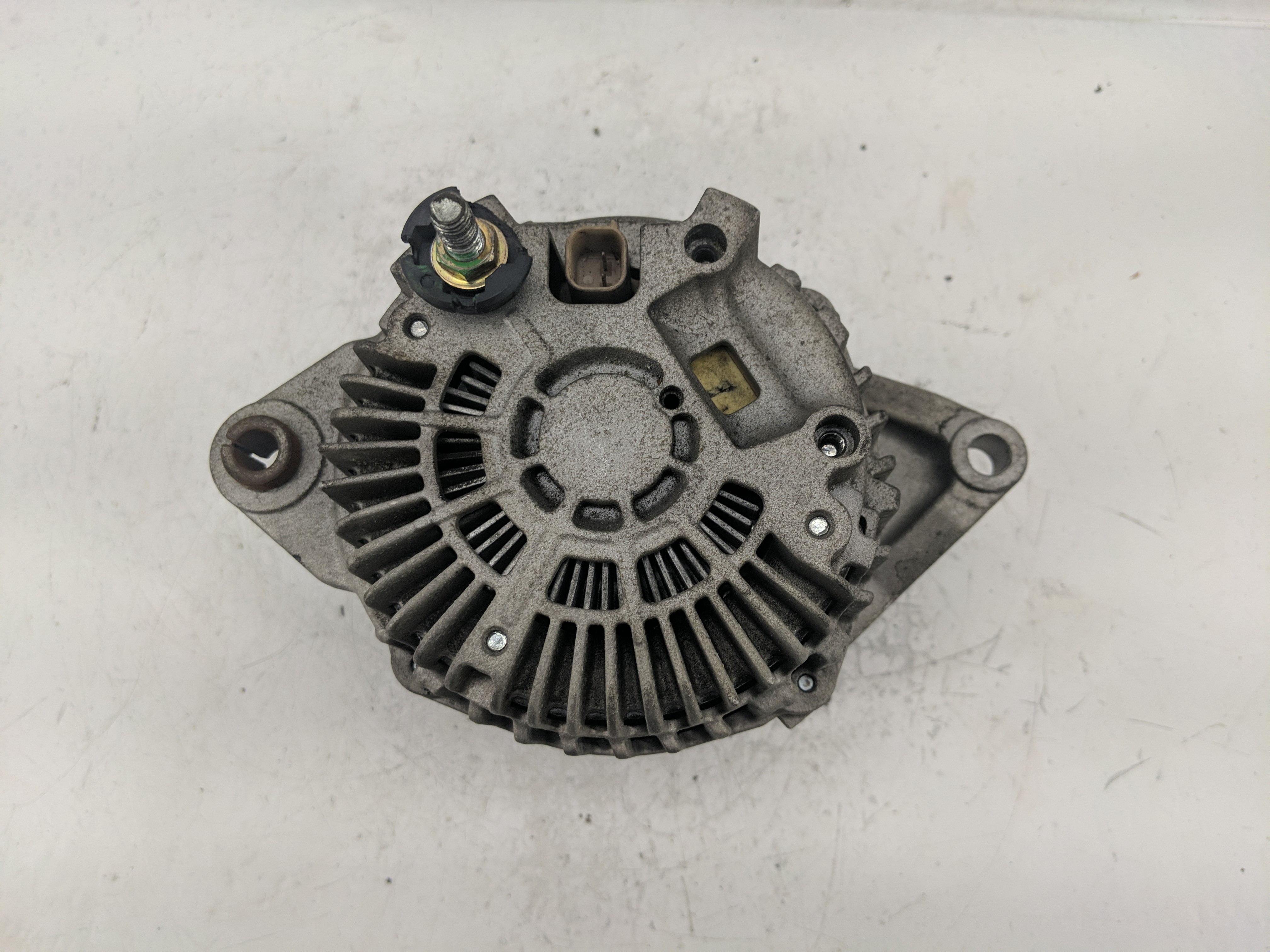 Picture of 2011-2014 Chrysler 200 Alternator Generator Charging Assembly Engine Oem 1223570