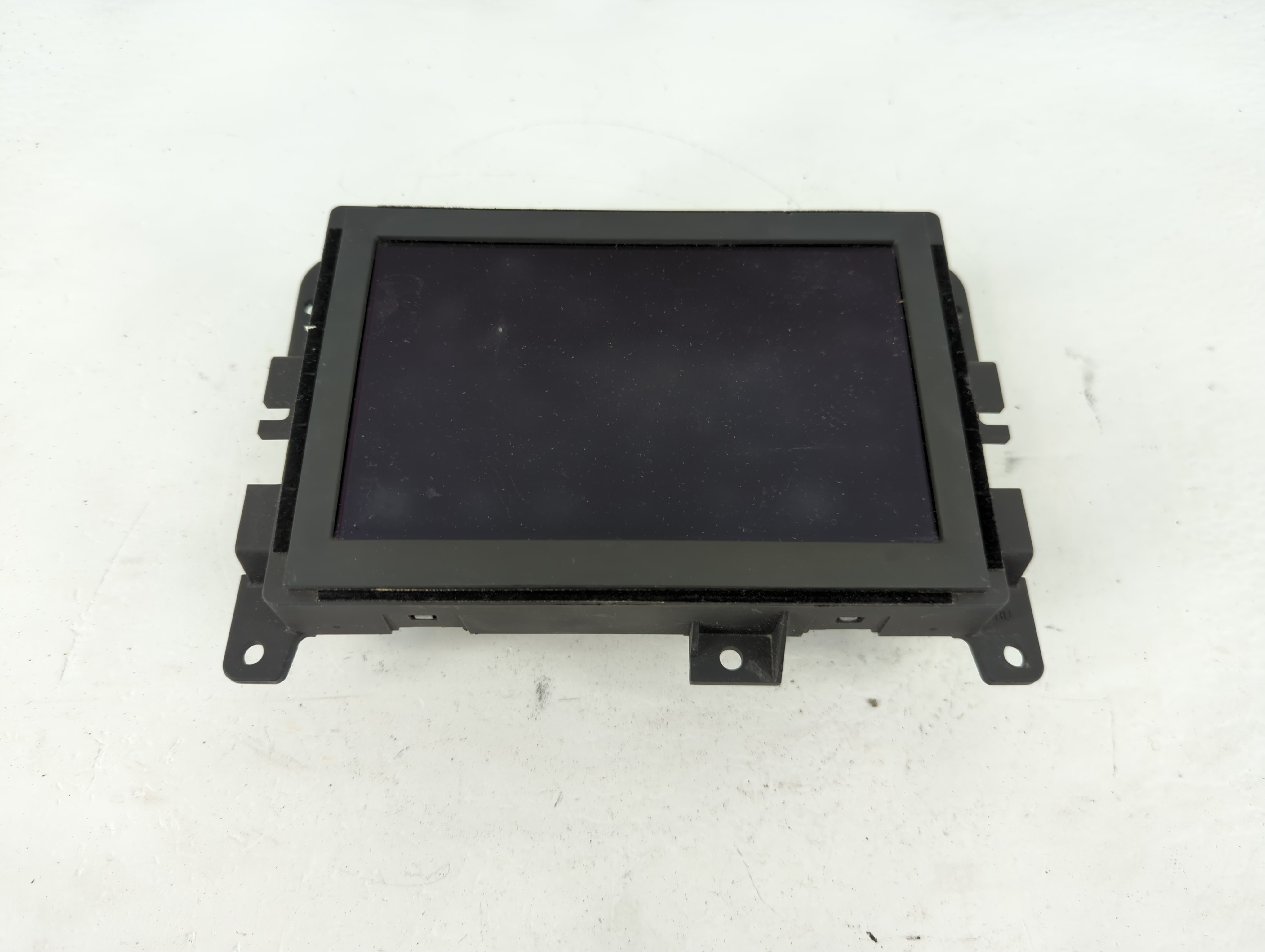 2019-2019 Chrysler Pacifica Am Fm Cd Player Radio Receiver 1223642 - Oemusedautoparts1.com