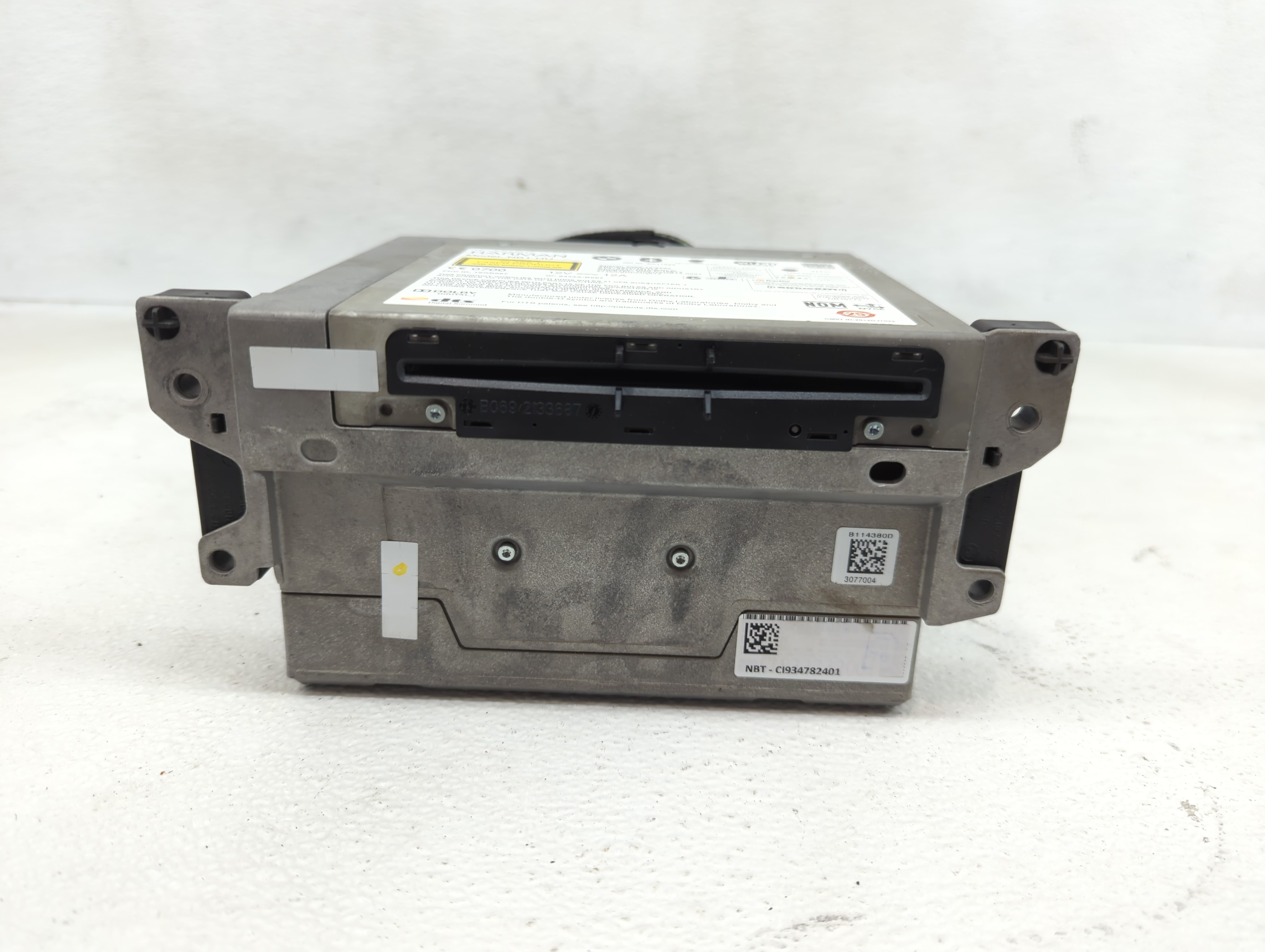 2013-2014 Bmw 535i Am Fm Cd Player Radio Receiver 1223658 - Oemusedautoparts1.com
