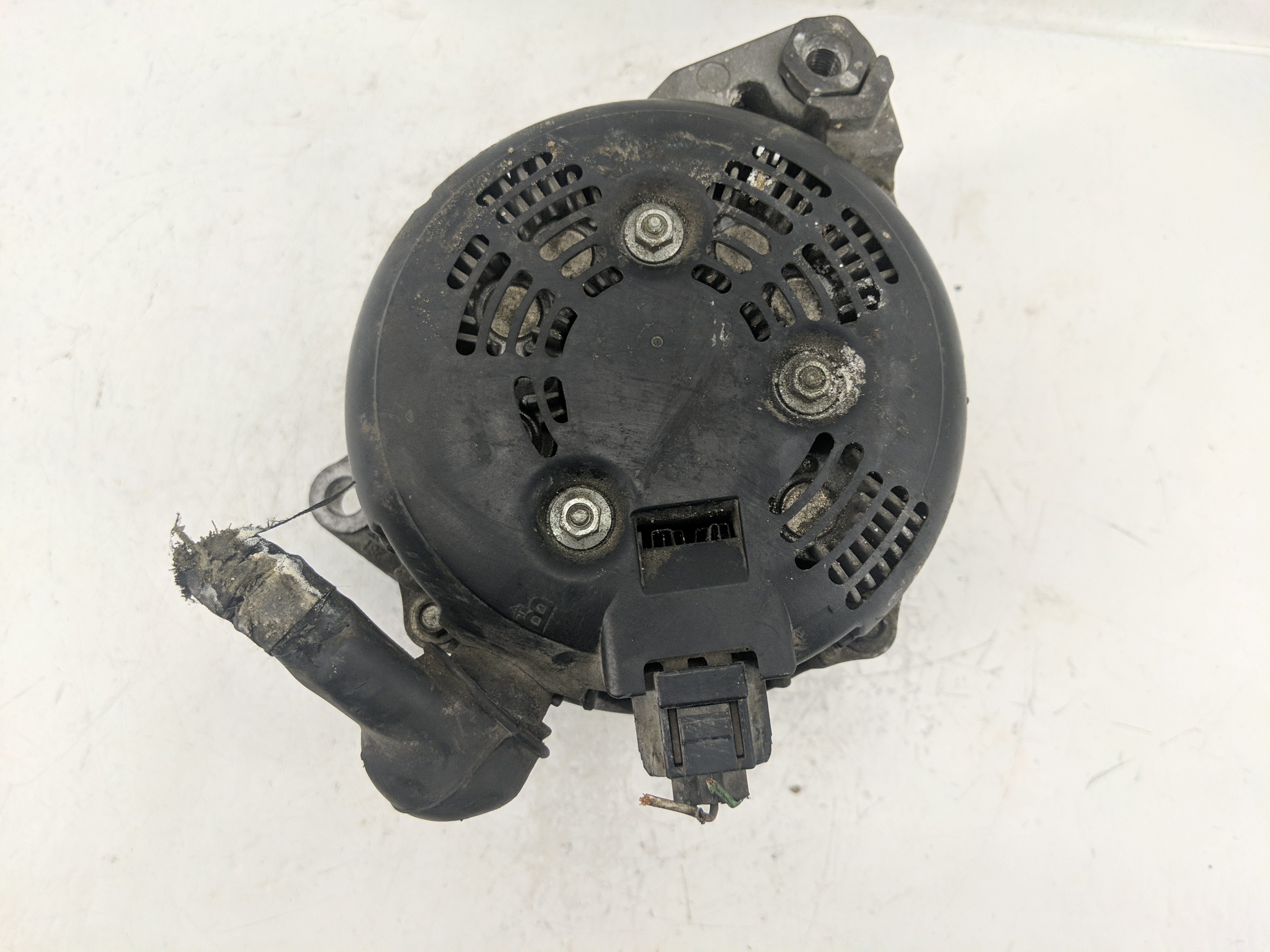Picture of 2015-2020 Ford F-150 Alternator Generator Charging Assembly Engine Oem 1223665