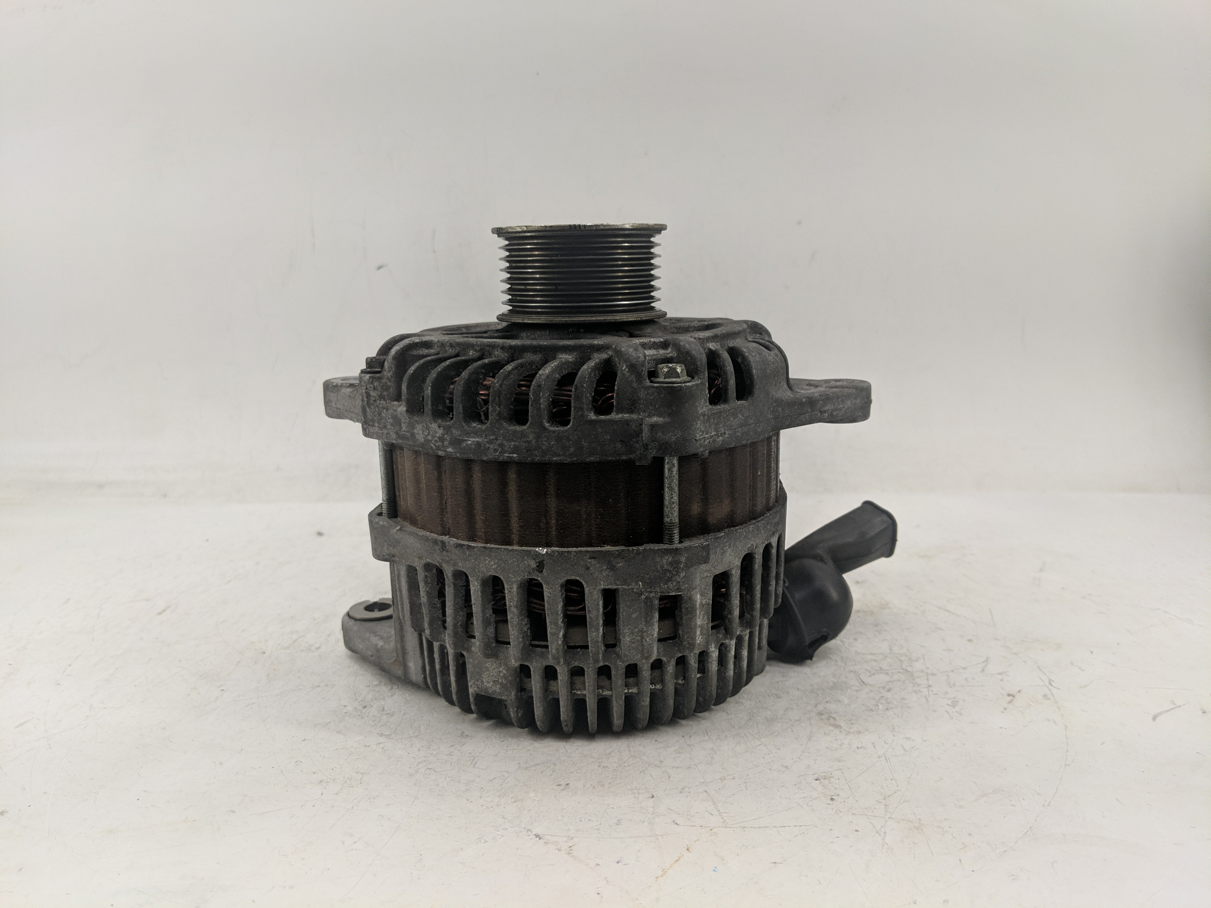 2017 Infiniti Qx60 Alternator Generator Charging Assembly Engine Oem 1223668 - Oemusedautoparts1.com