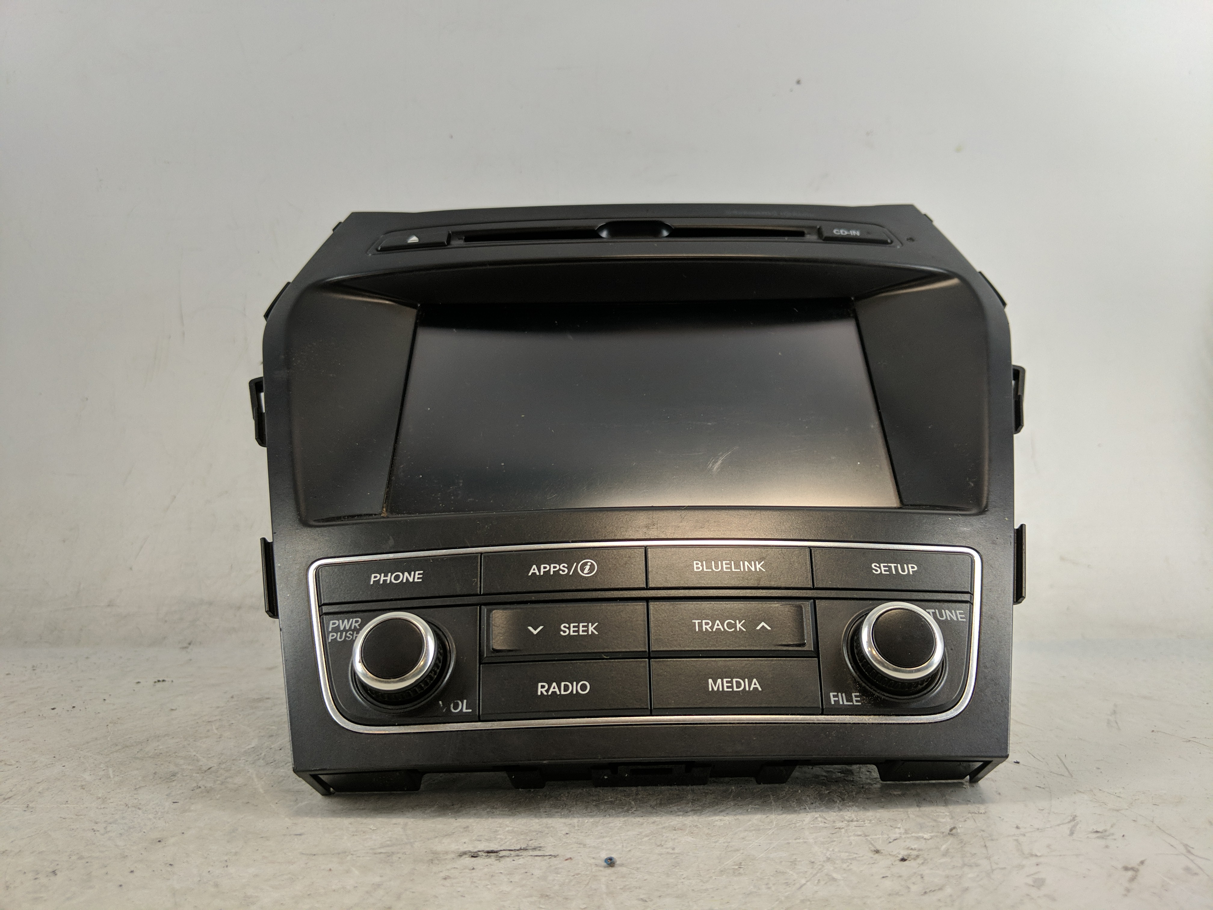 2017-2018 Hyundai Santa Fe Am Fm Cd Player Radio Receiver 1223702 - Oemusedautoparts1.com