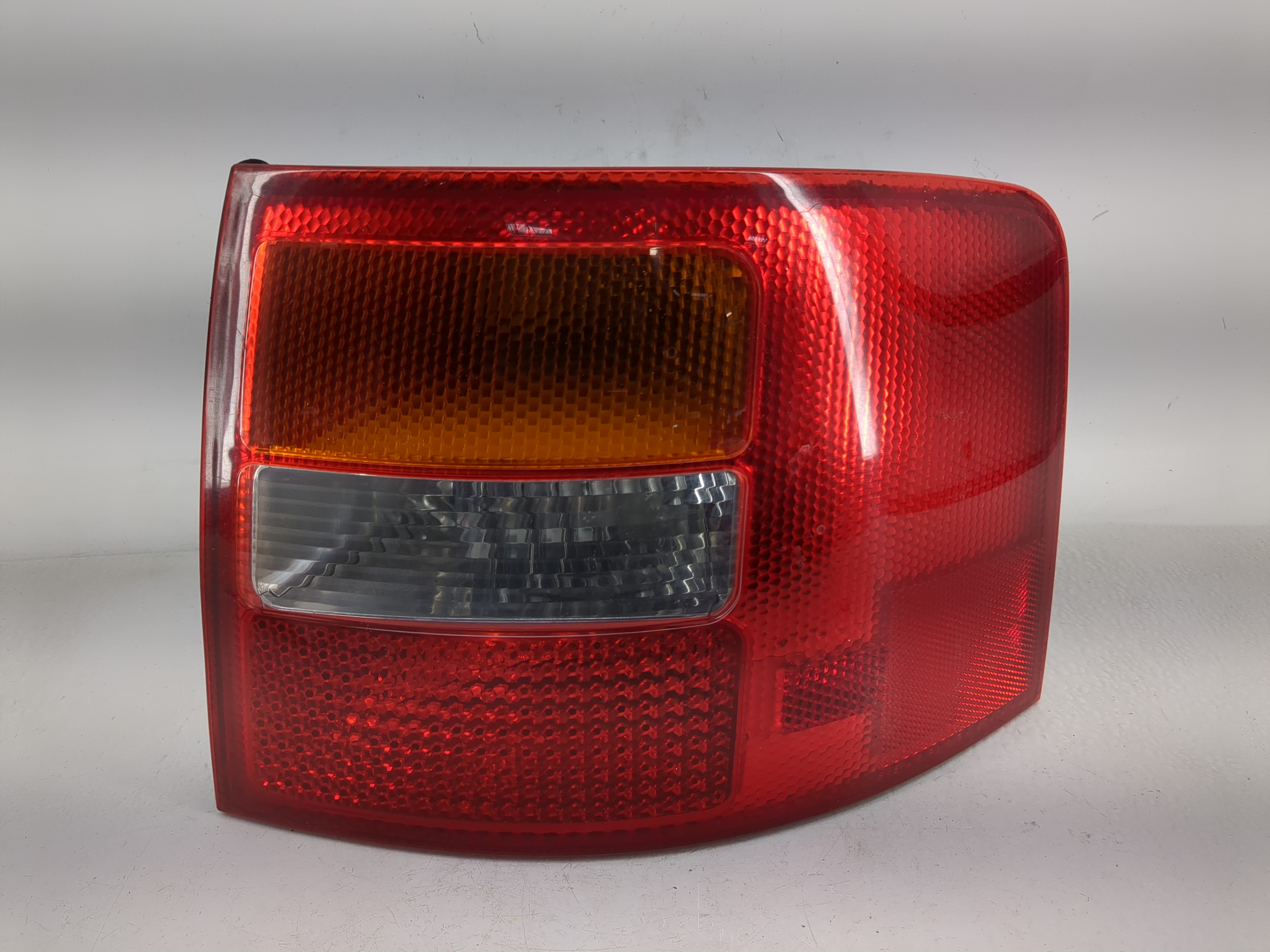 2002 Audi Allroad Quattro Passenger Right Side Tail Light Taillight Oem 1223760 - Oemusedautoparts1.com
