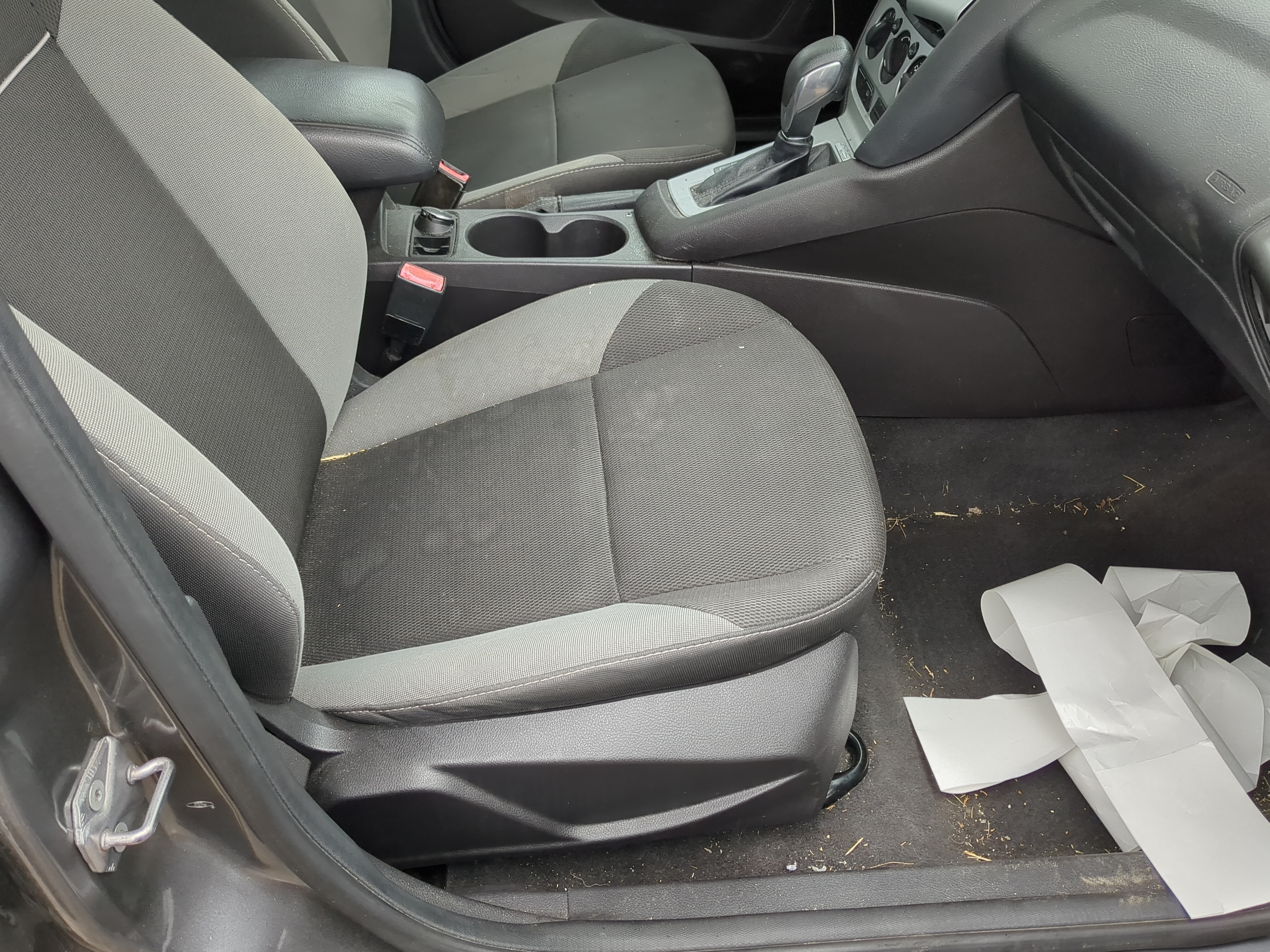 Picture of 2013-2014 Ford Focus Passenger Front Seat Oem 1223972