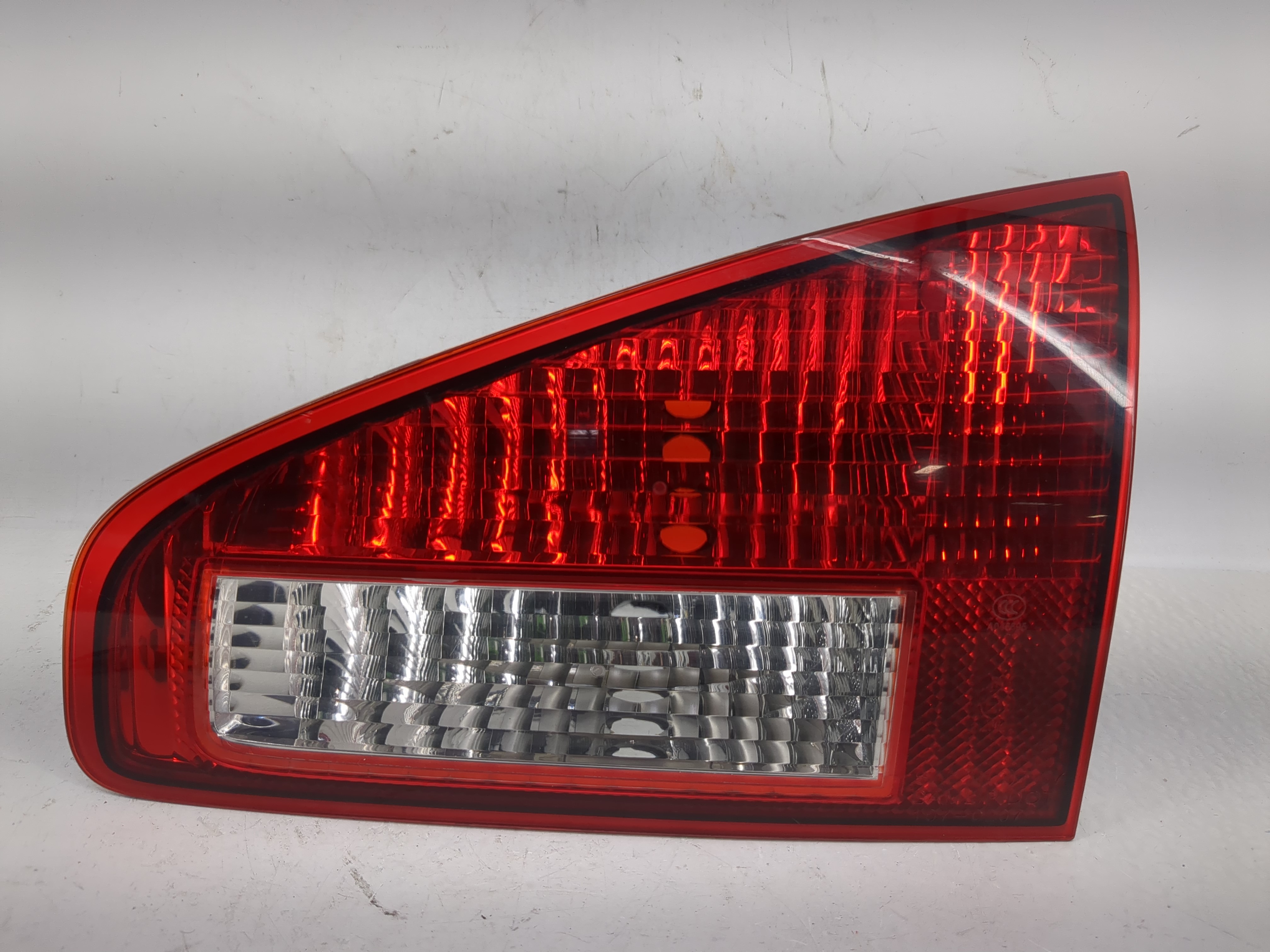 2008-2014 Subaru Tribeca Passenger Right Side Tail Light Taillight Oem 1224142 - Oemusedautoparts1.com