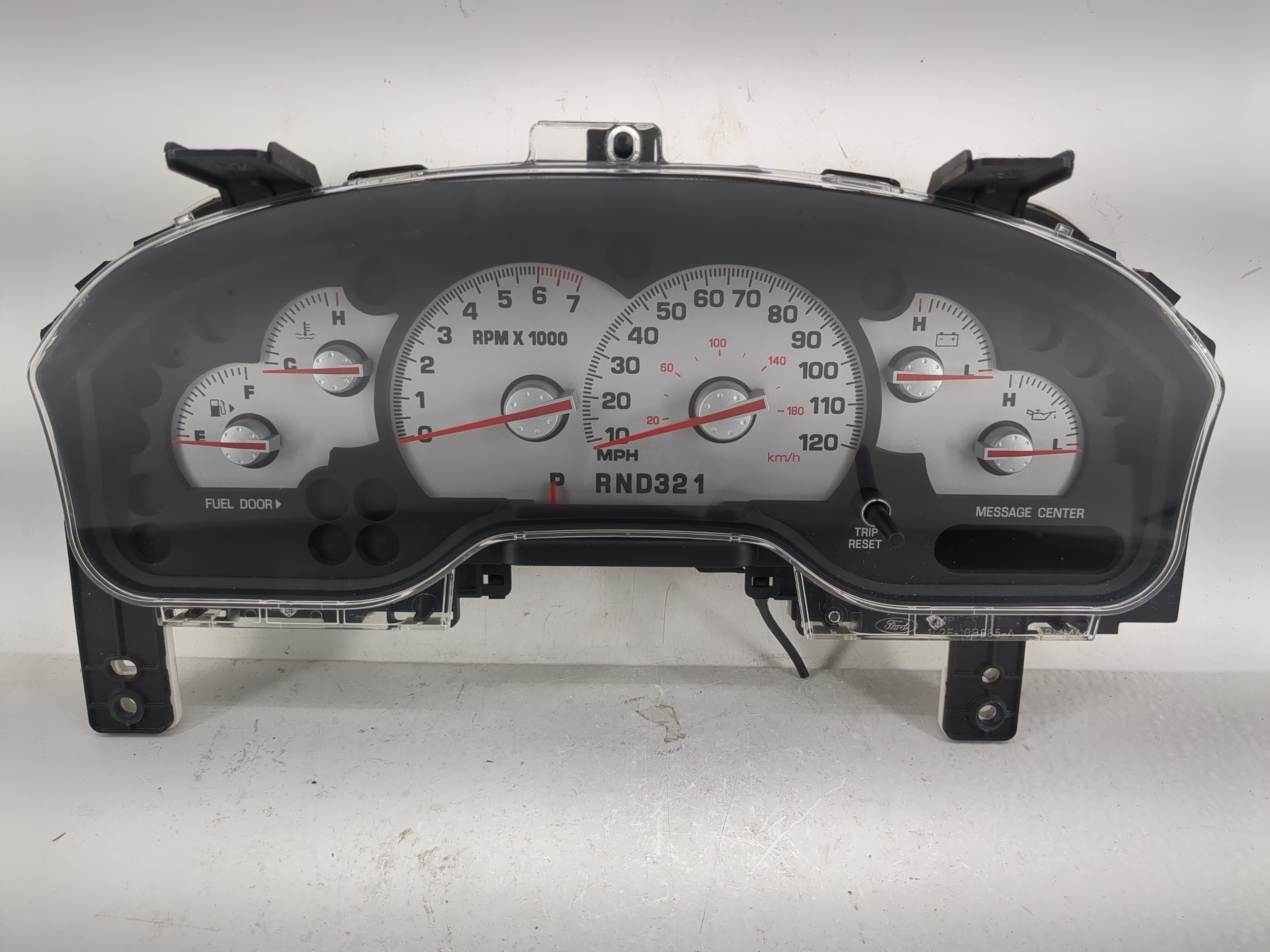 Picture of 2004-2005 Mercury Mountaineer Speedometer Instrument Cluster Gauges 1224144
