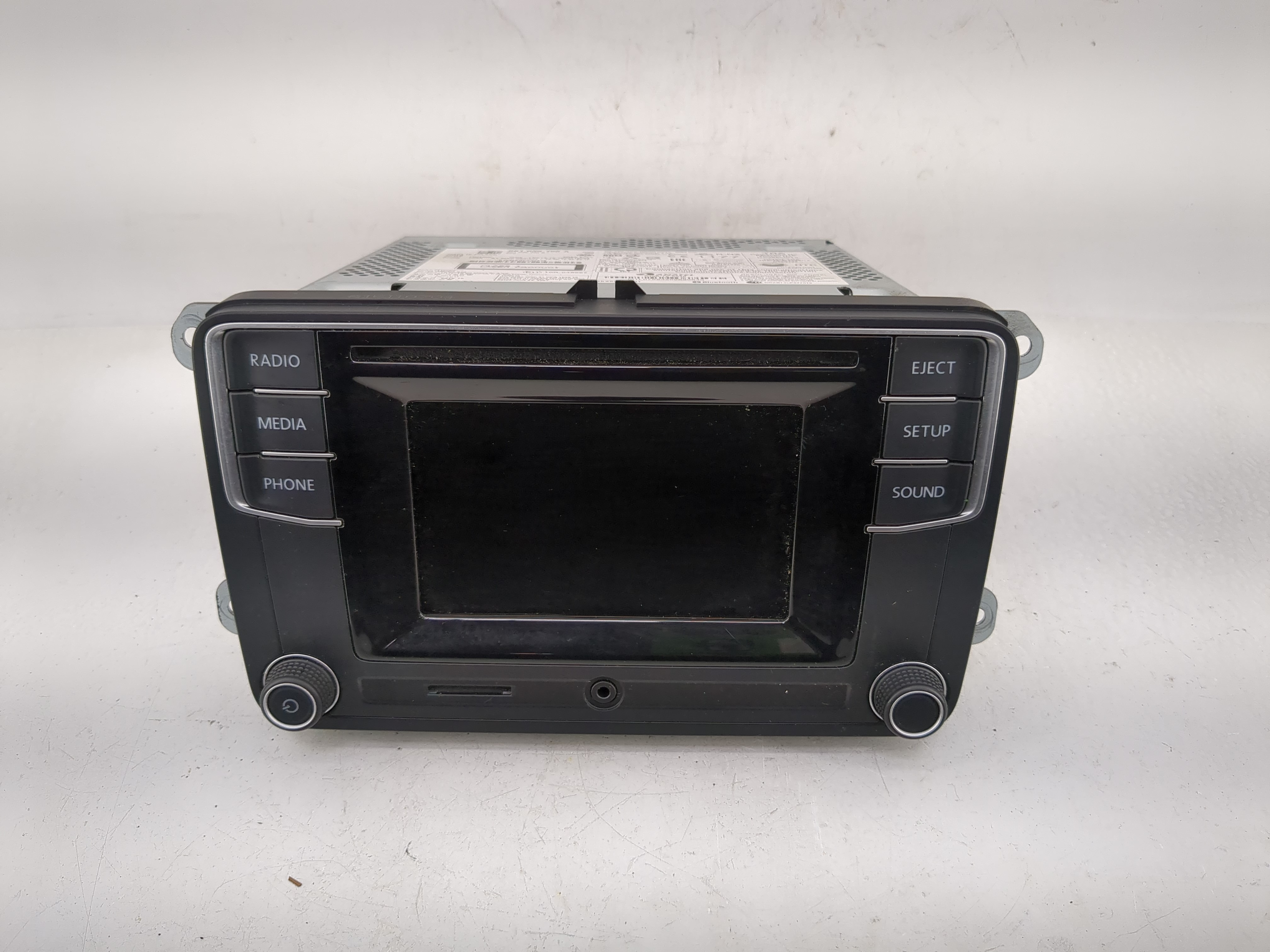 2017-2017 Volkswagen Jetta Am Fm Cd Player Radio Receiver 1224154 - Oemusedautoparts1.com