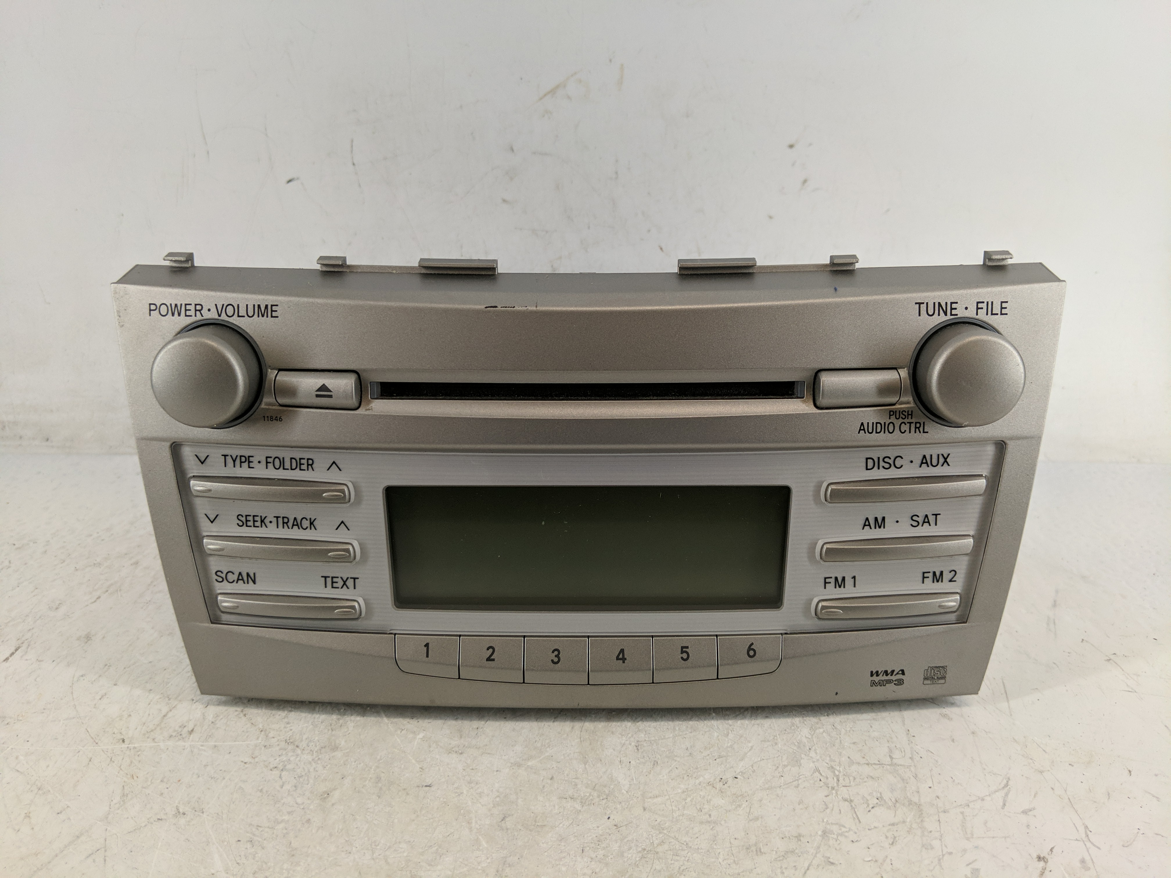 2010-2011 Toyota Camry Am Fm Cd Player Radio Receiver 1224174 - Oemusedautoparts1.com