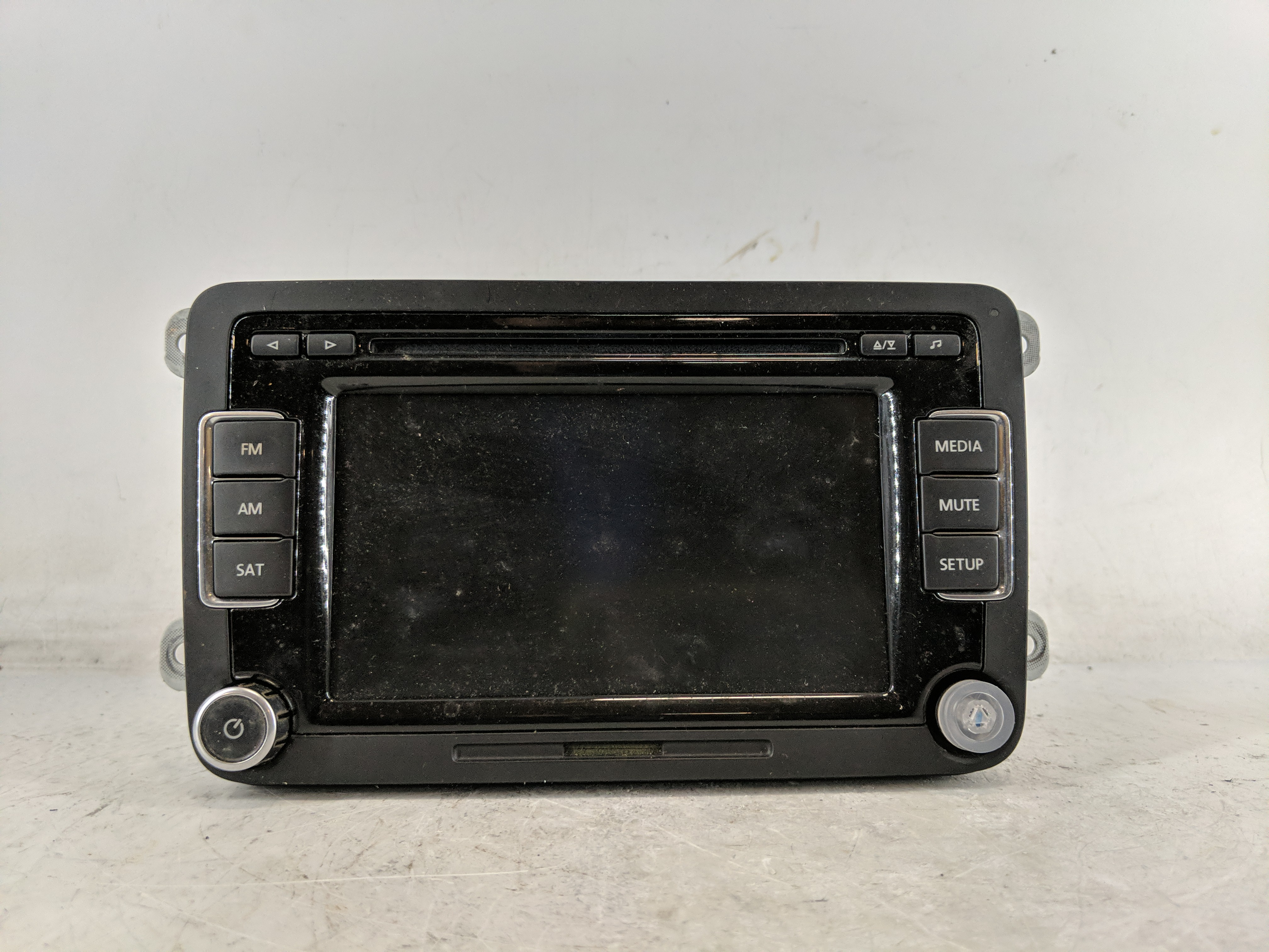 2009-2017 Volkswagen Tiguan Am Fm Cd Player Radio Receiver 1224176 - Oemusedautoparts1.com
