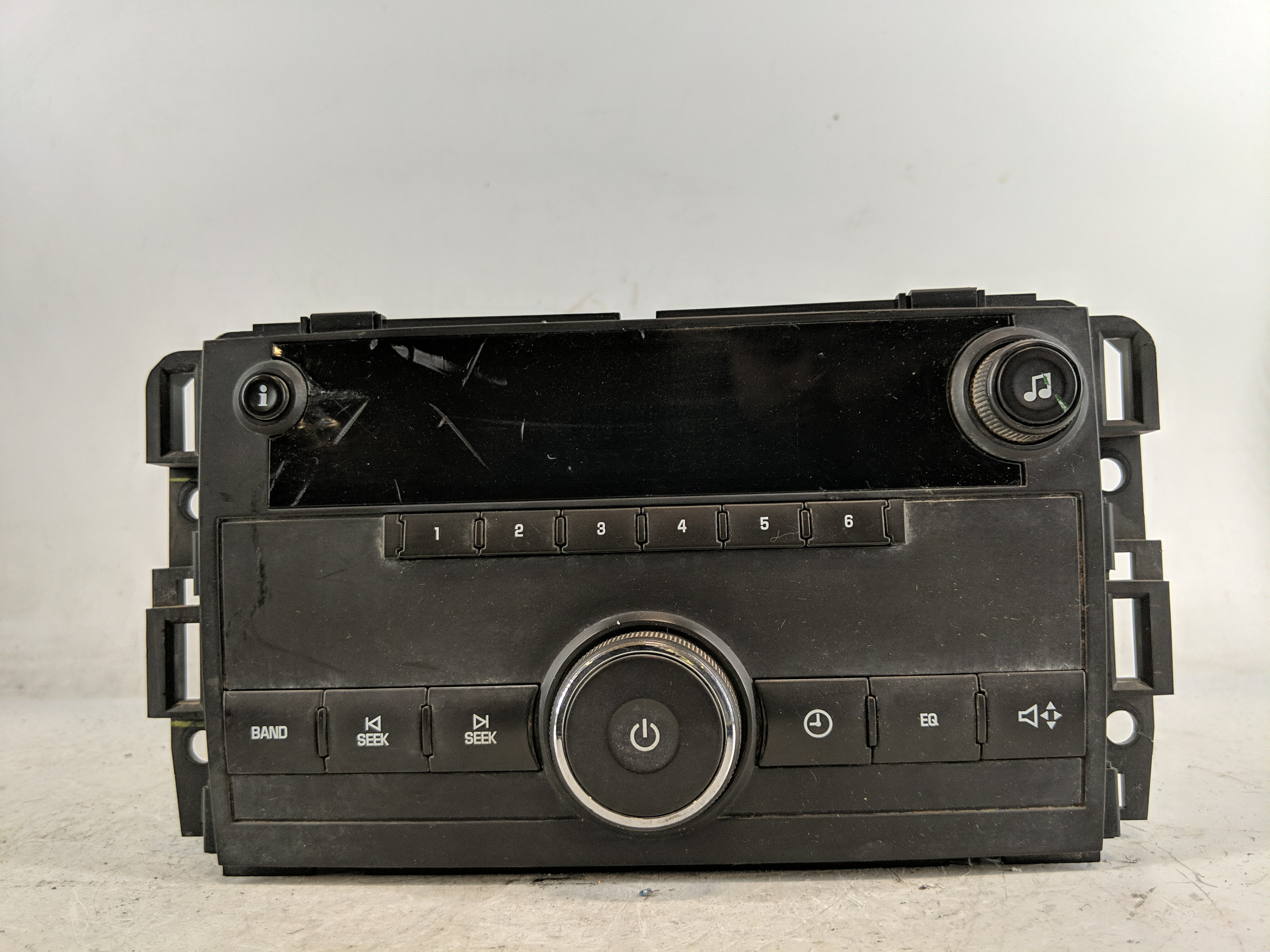 2007-2013 Gmc Sierra 1500 Am Fm Cd Player Radio Receiver 1224183 - Oemusedautoparts1.com