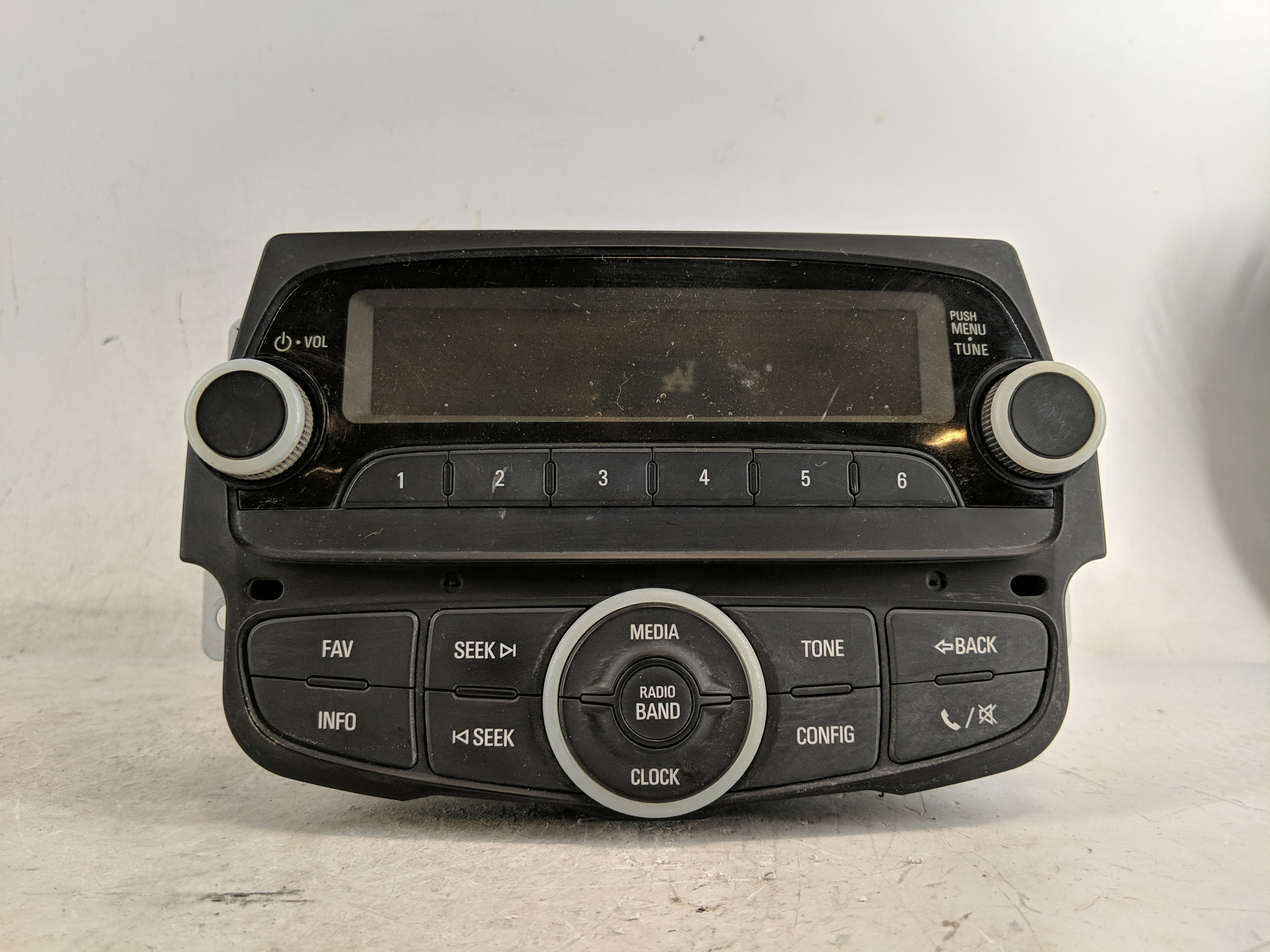 2014-2015 Chevrolet Spark Am Fm Cd Player Radio Receiver 1224185 - Oemusedautoparts1.com