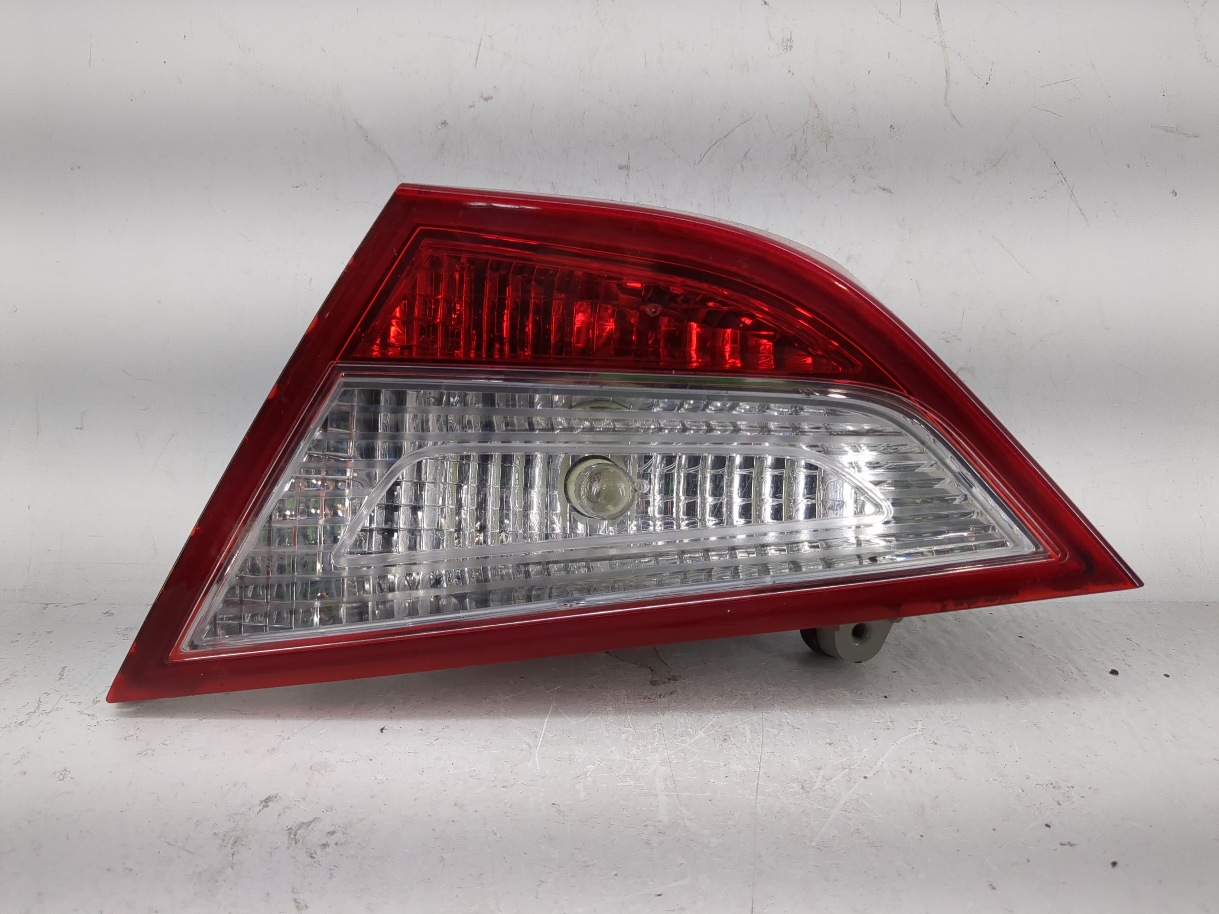 2011-2014 Hyundai Sonata Passenger Right Side Tail Light Taillight Oem 1224254 - Oemusedautoparts1.com