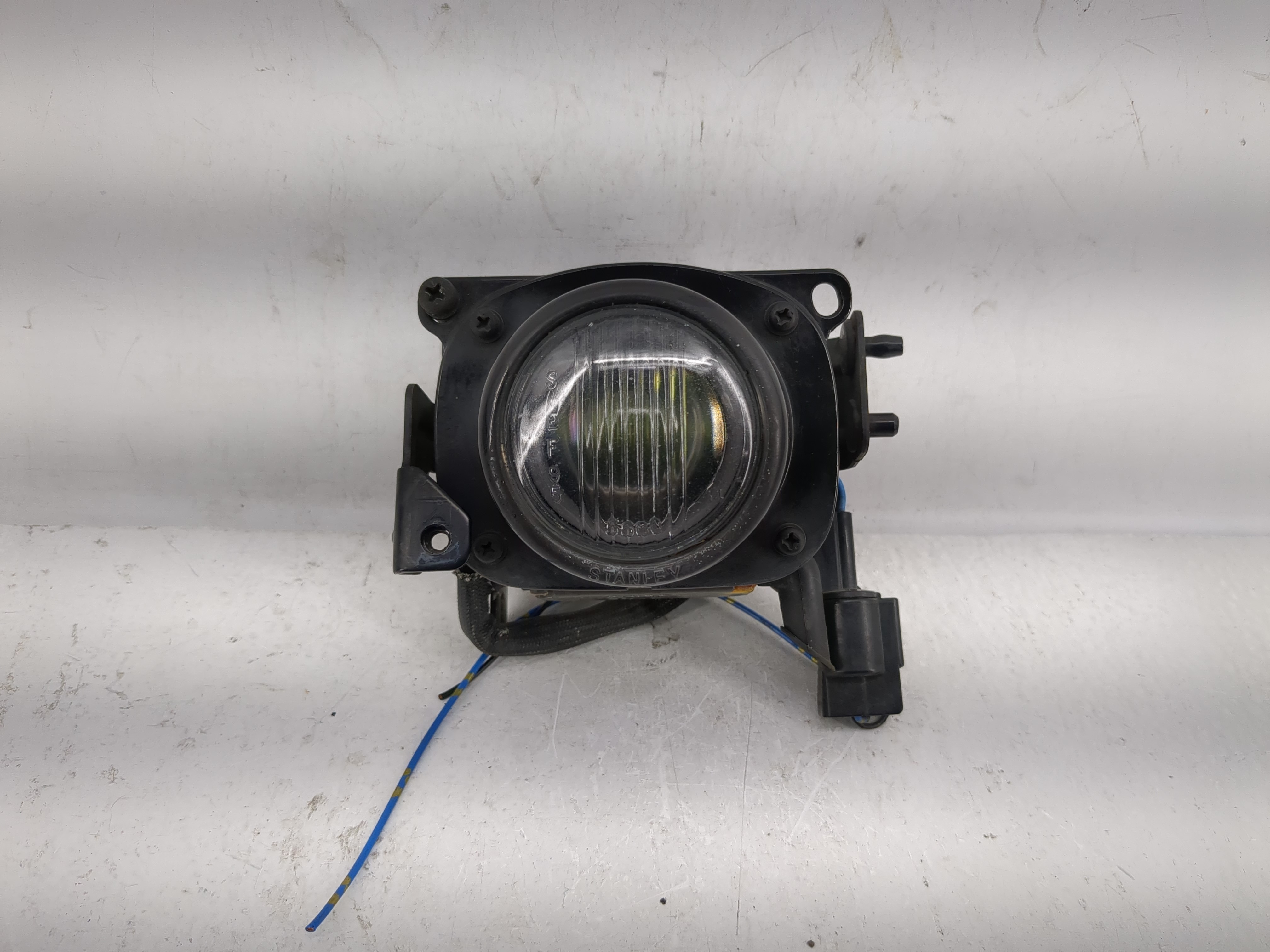 2004-2006 Mitsubishi Lancer Driver Left Oem Front Light Lamp 1224267 - Oemusedautoparts1.com