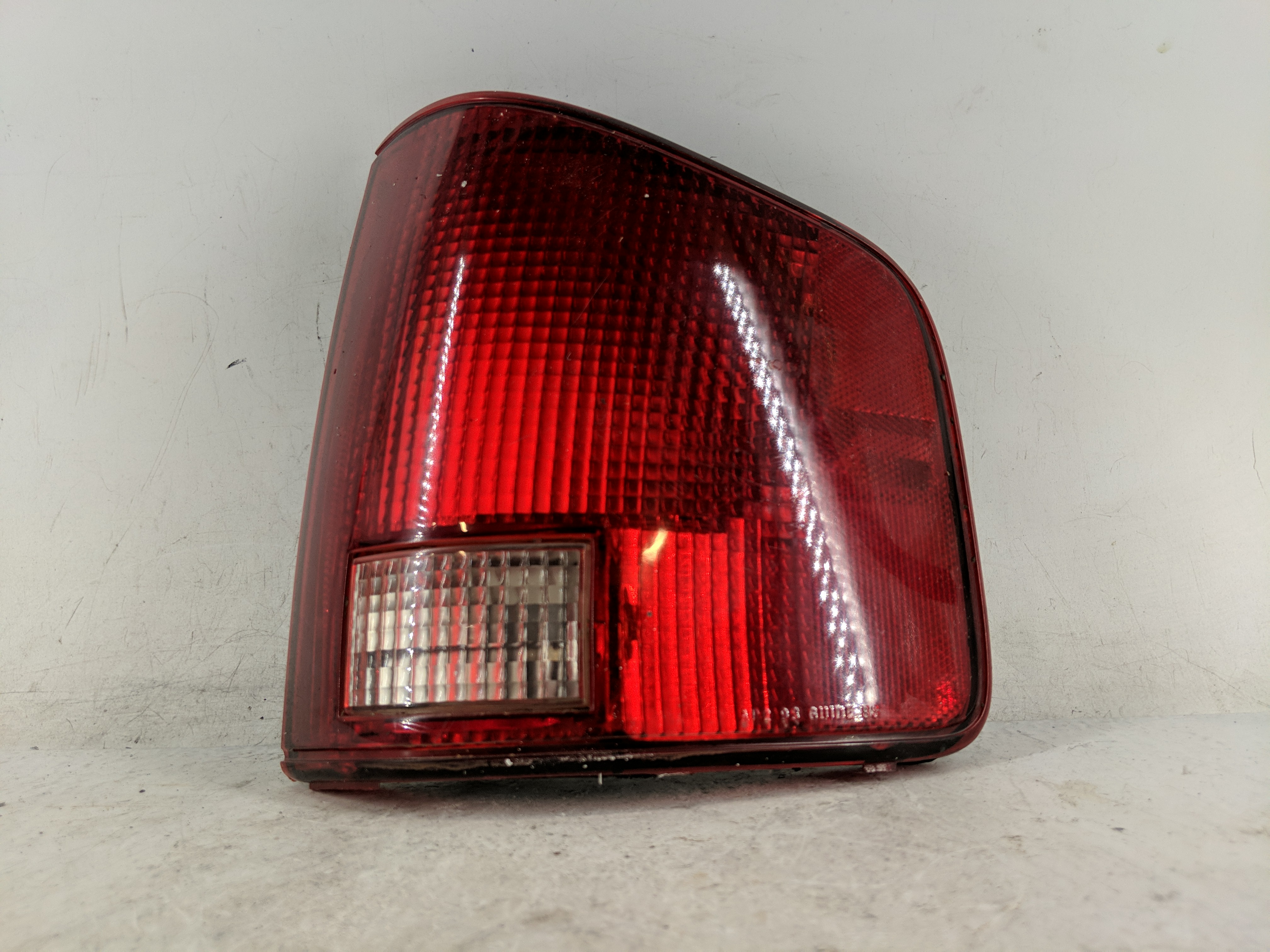 Picture of 2003 Chevrolet S10 Passenger Right Side Tail Light Taillight Oem 1224278