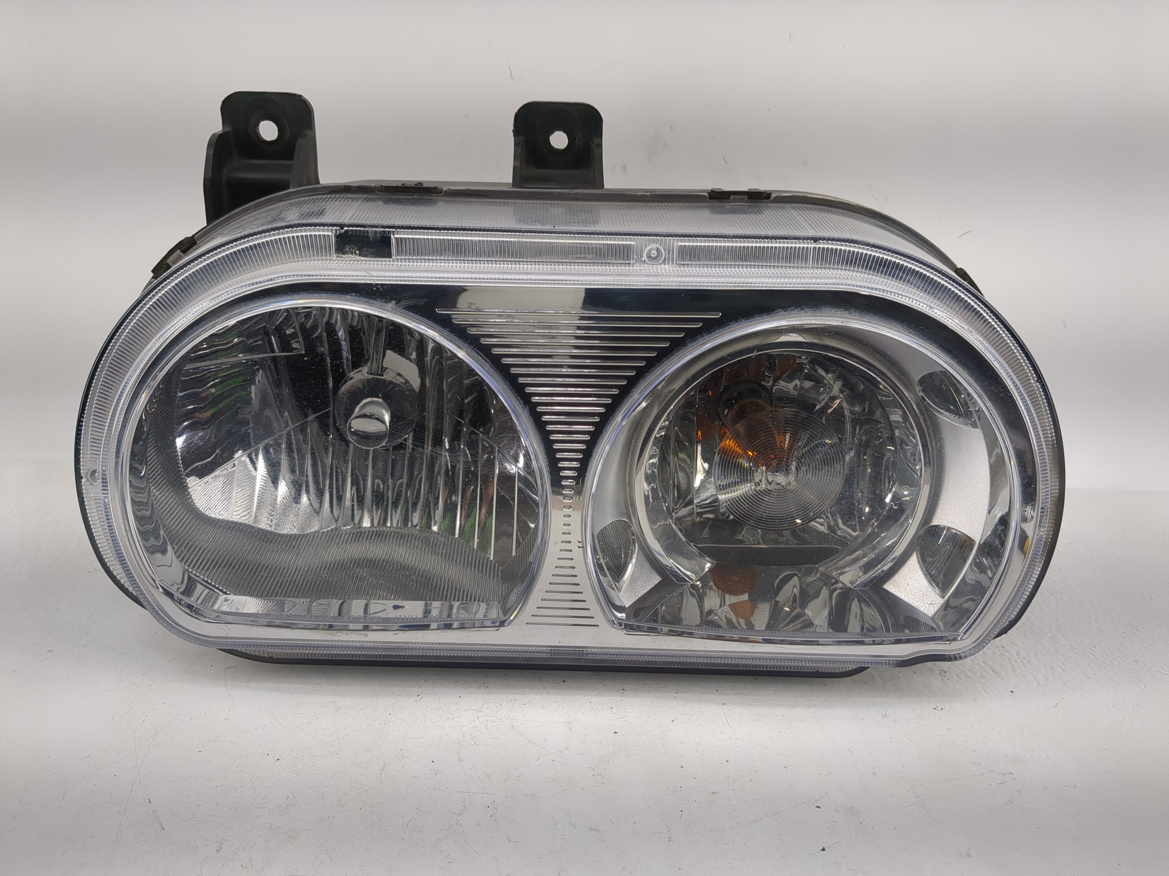 2008-2014 Dodge Challenger Driver Left Oem Head Light Headlight Lamp 1224287 - Oemusedautoparts1.com