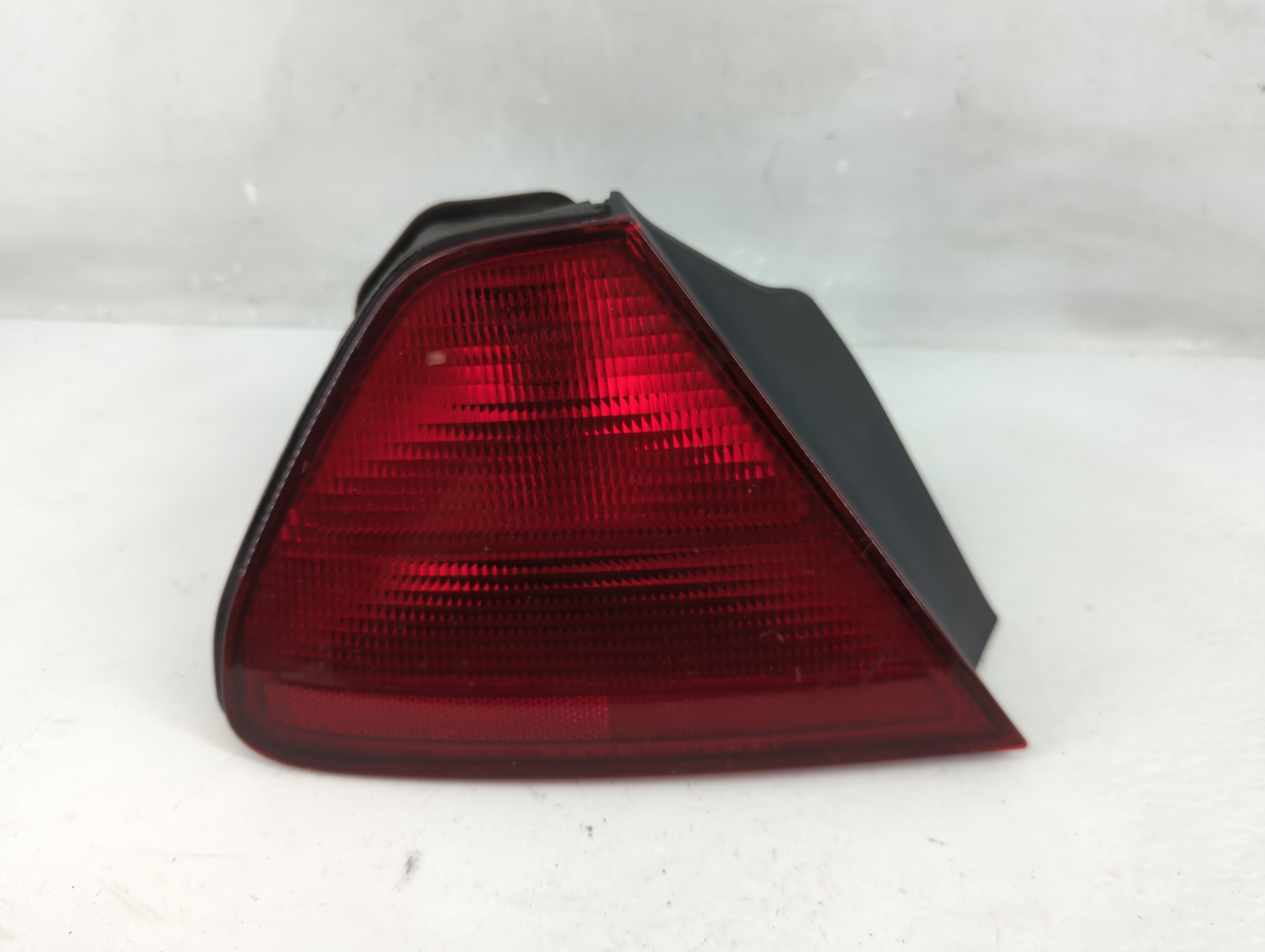 1998-2002 Honda Accord Driver Left Side Tail Light Taillight Oem 1224324 - Oemusedautoparts1.com