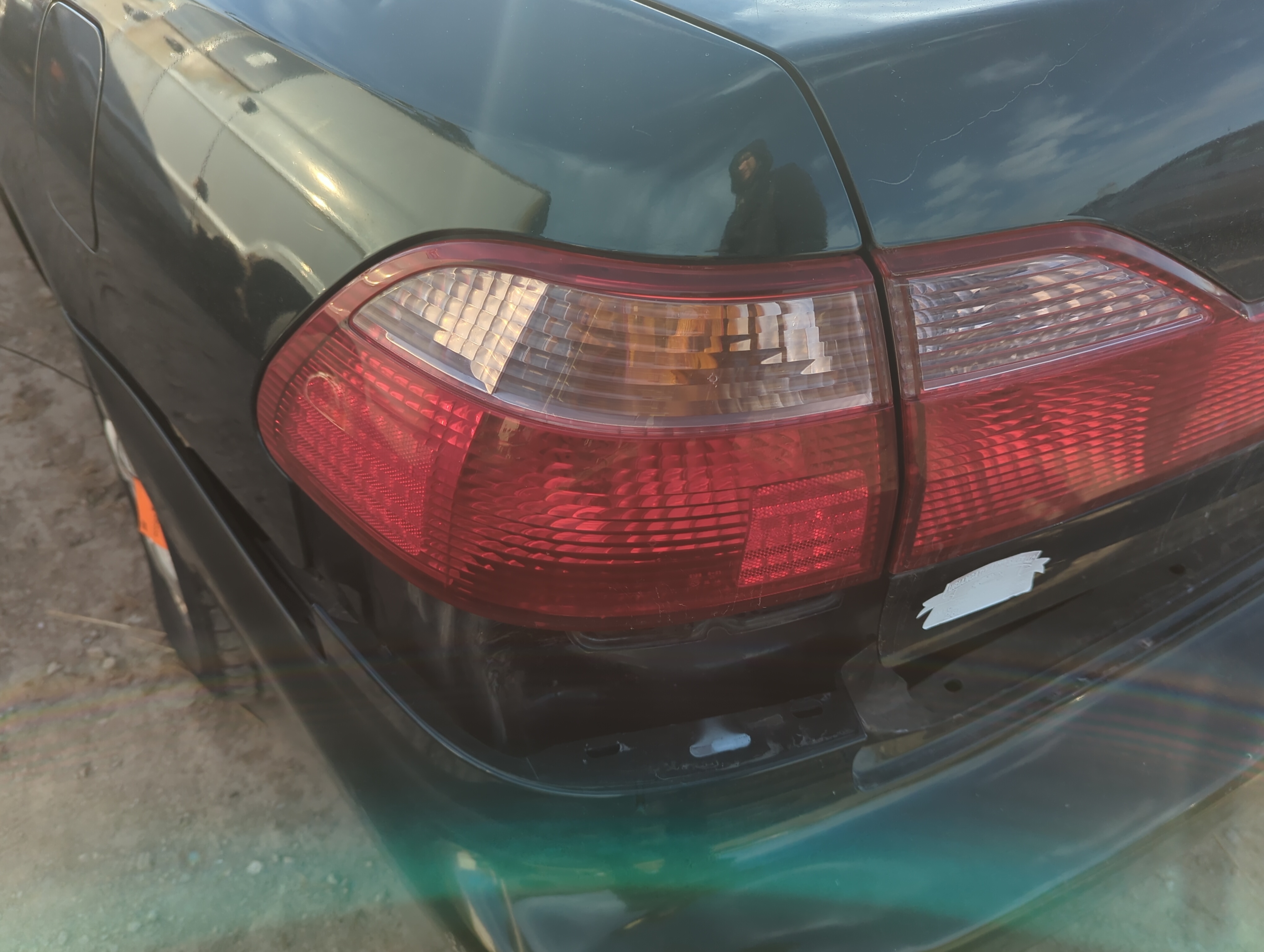 1998-2000 Honda Accord Driver Left Side Tail Light Taillight Oem 1224903 - Oemusedautoparts1.com