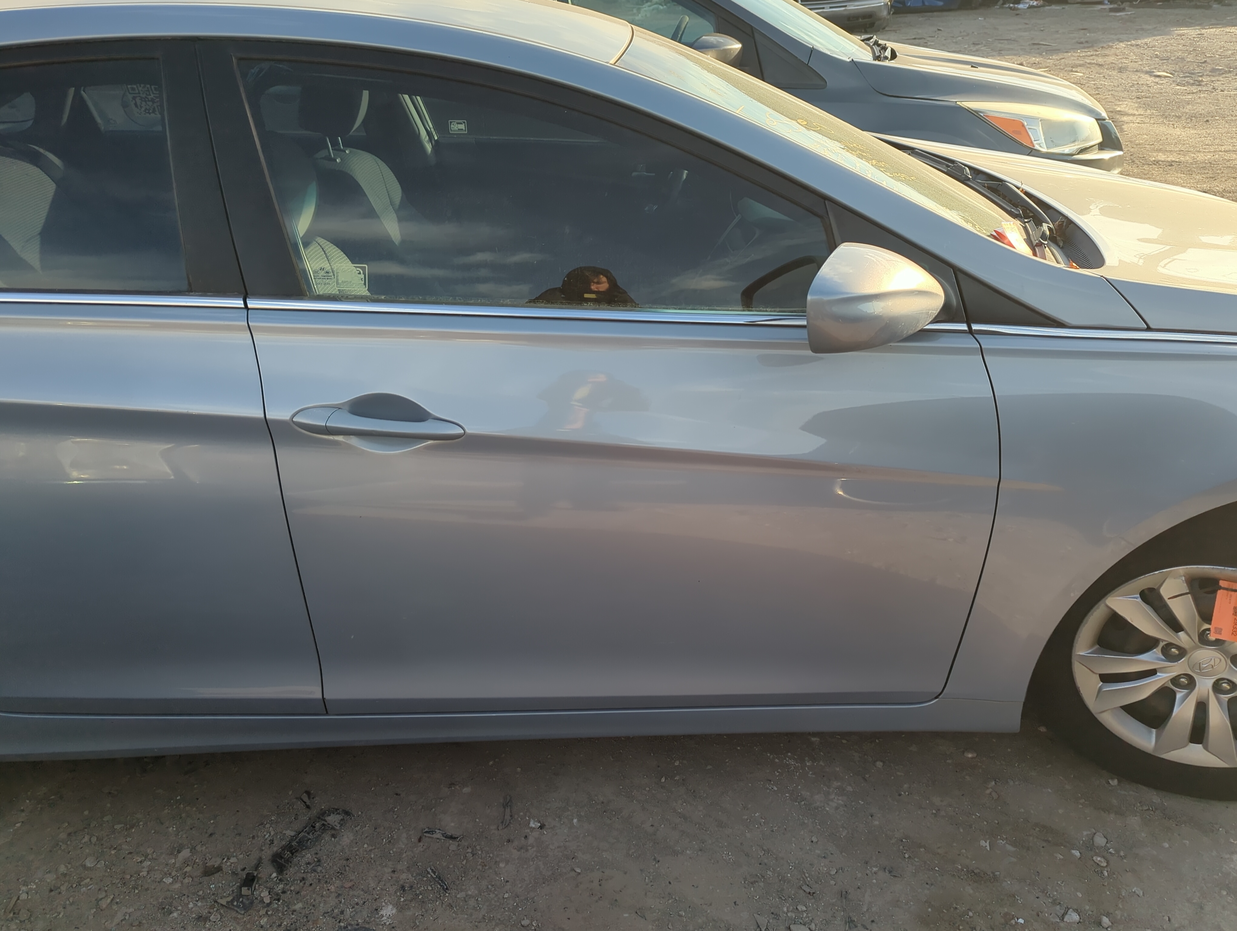 2011-2014 Hyundai Sonata Passenger Front Door Oem 1225179 - Oemusedautoparts1.com