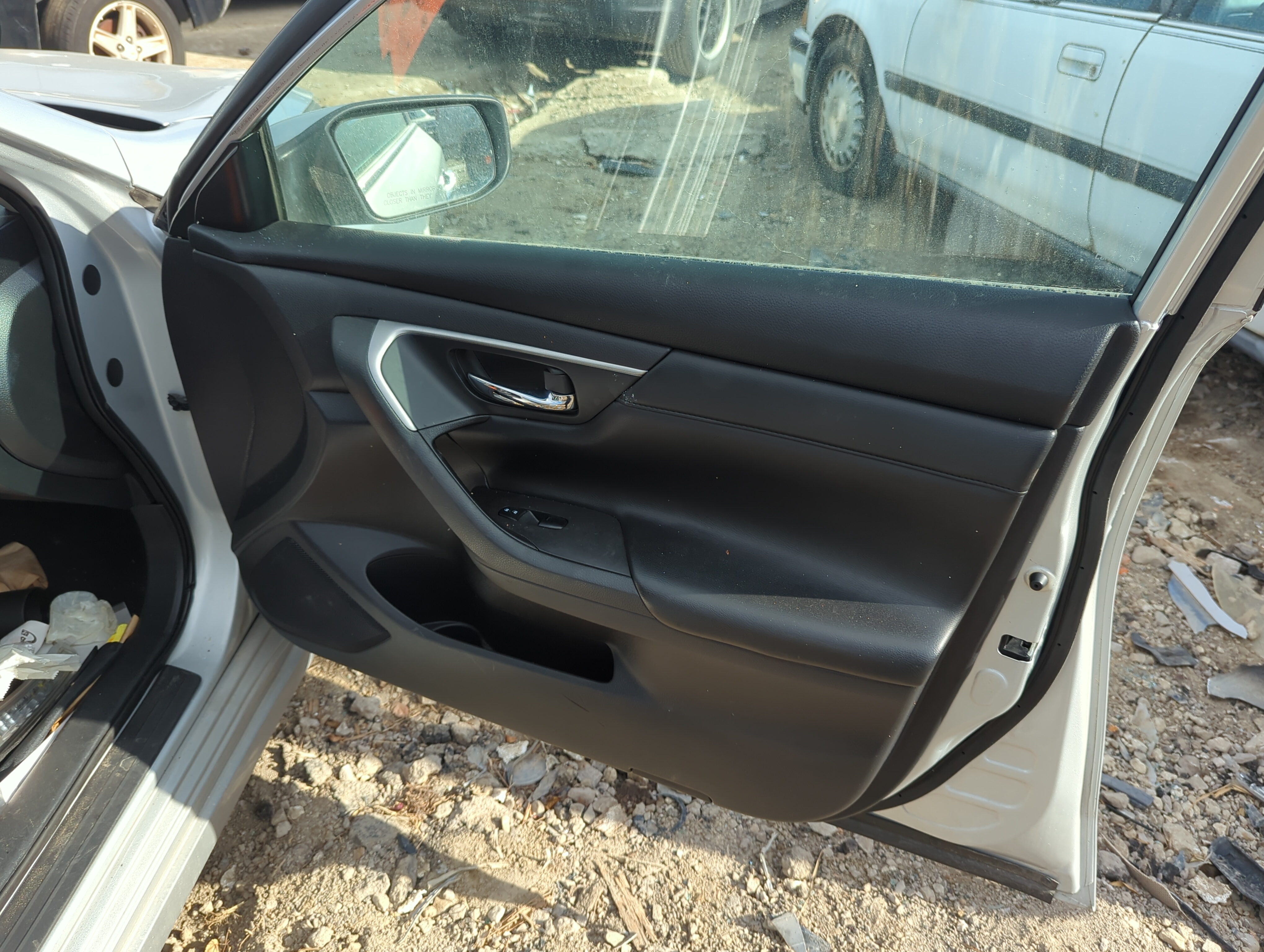 Picture of 2015 Nissan Altima Front Right Passenger Interior Door Panel Trim 1225458