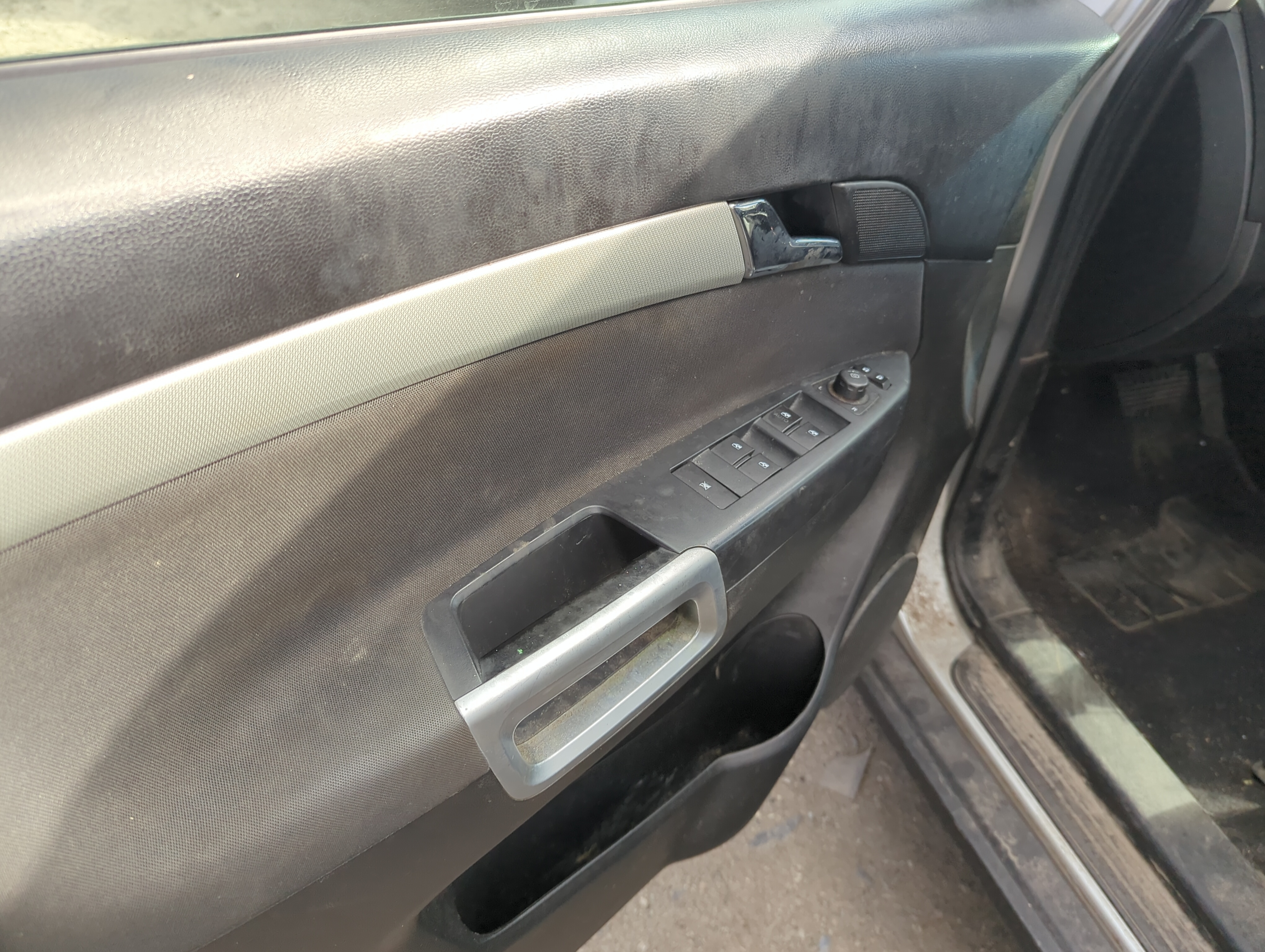 2012 Chevrolet Captiva Sport Driver Left Door Master Power Window Switch 1225556 - Oemusedautoparts1.com