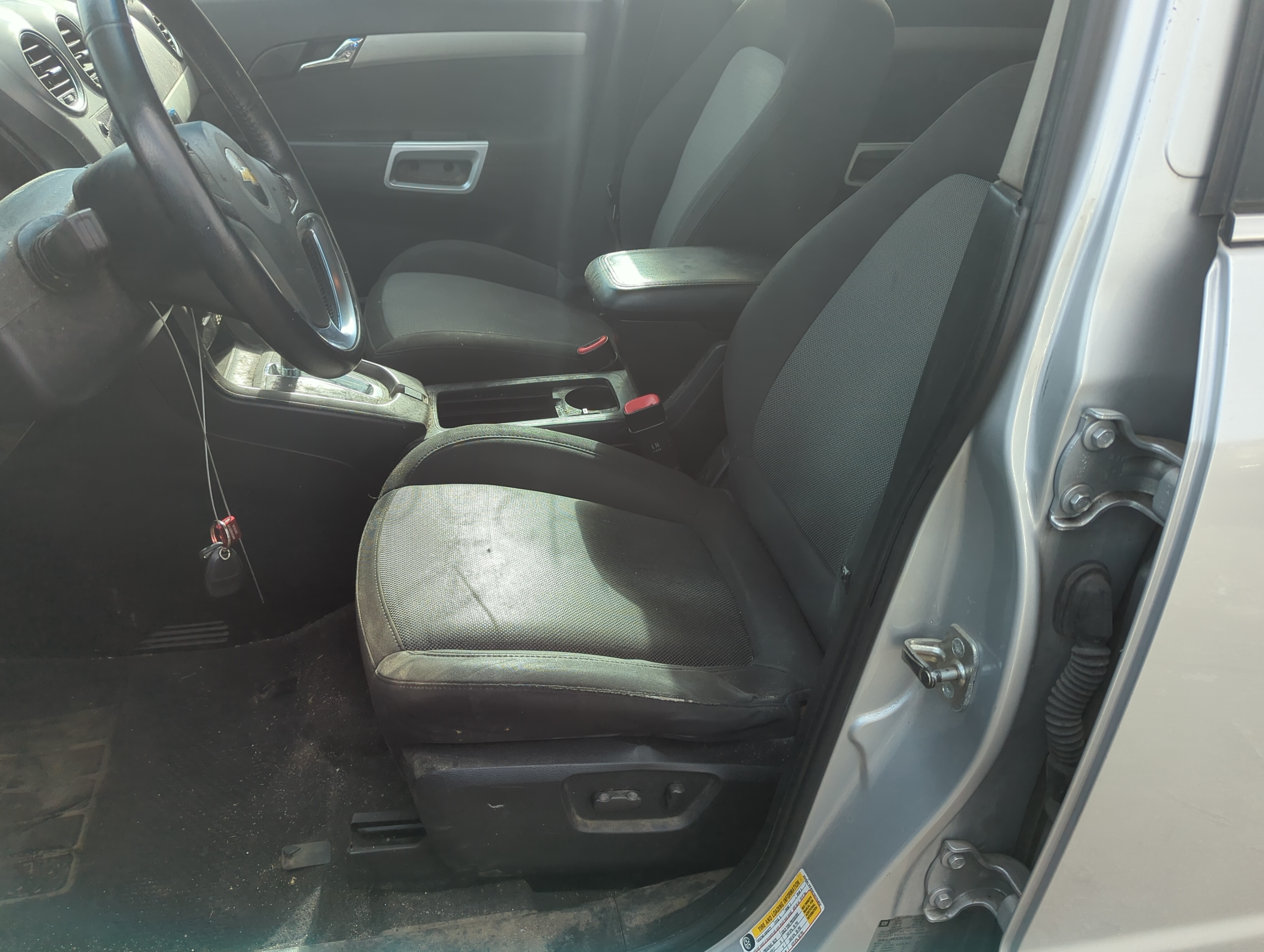 Picture of 2012-2015 Chevrolet Captiva Sport Driver Front Seat Oem 1225572