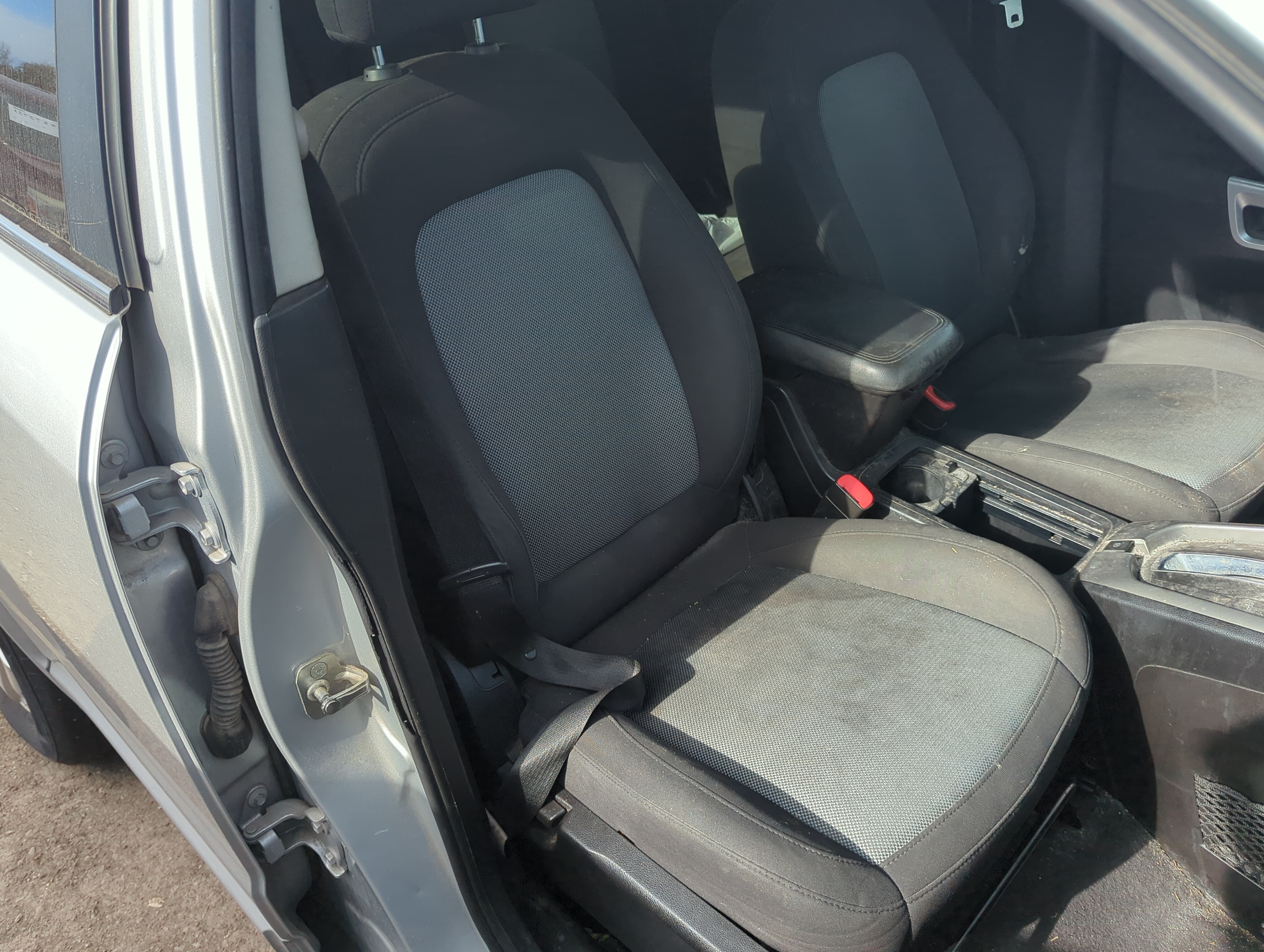 Picture of 2012-2015 Chevrolet Captiva Sport Passenger Front Seat Oem 1225637