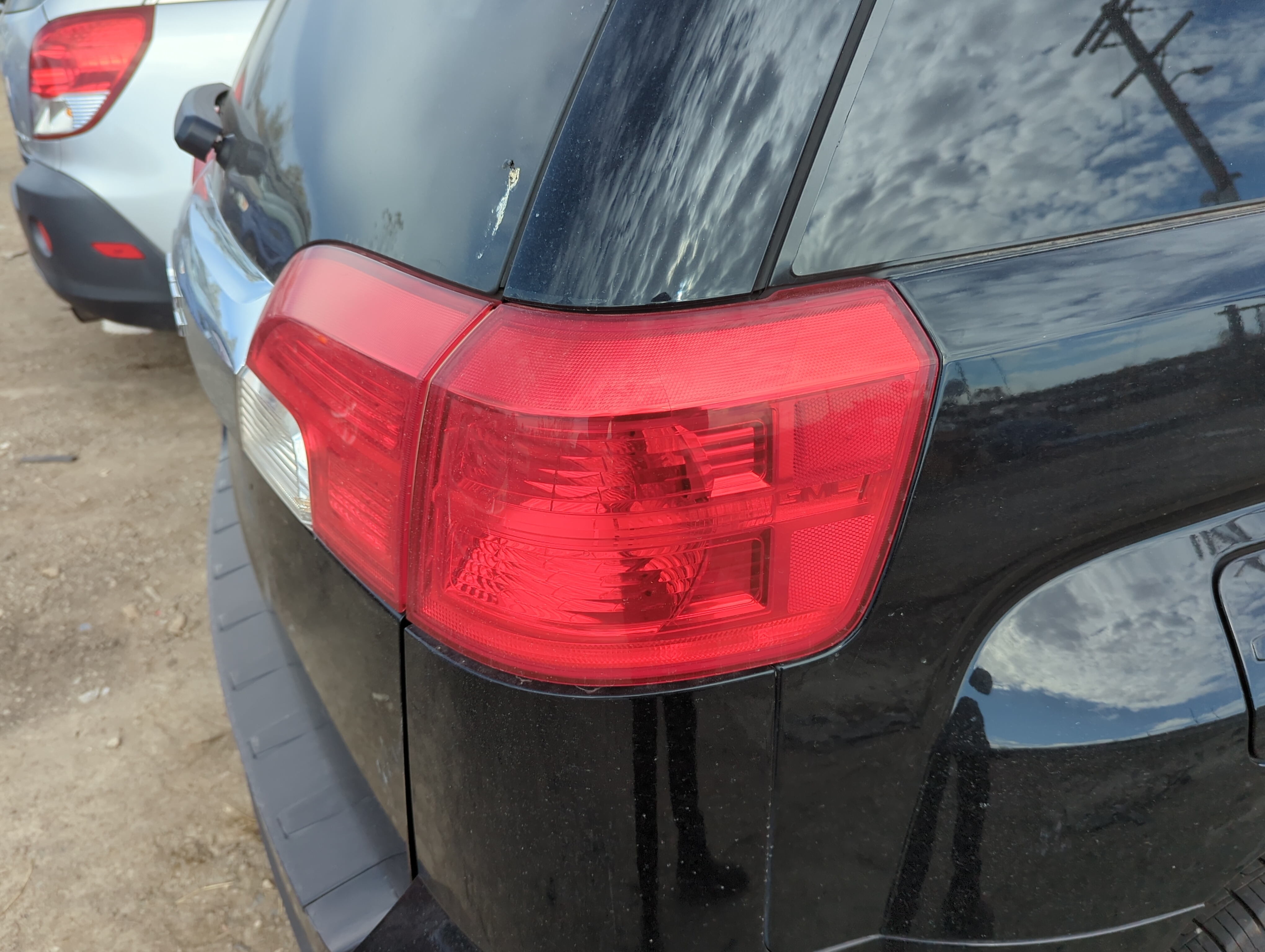 Picture of 2010-2017 Gmc Terrain Passenger Right Side Tail Light Taillight Oem 1225750