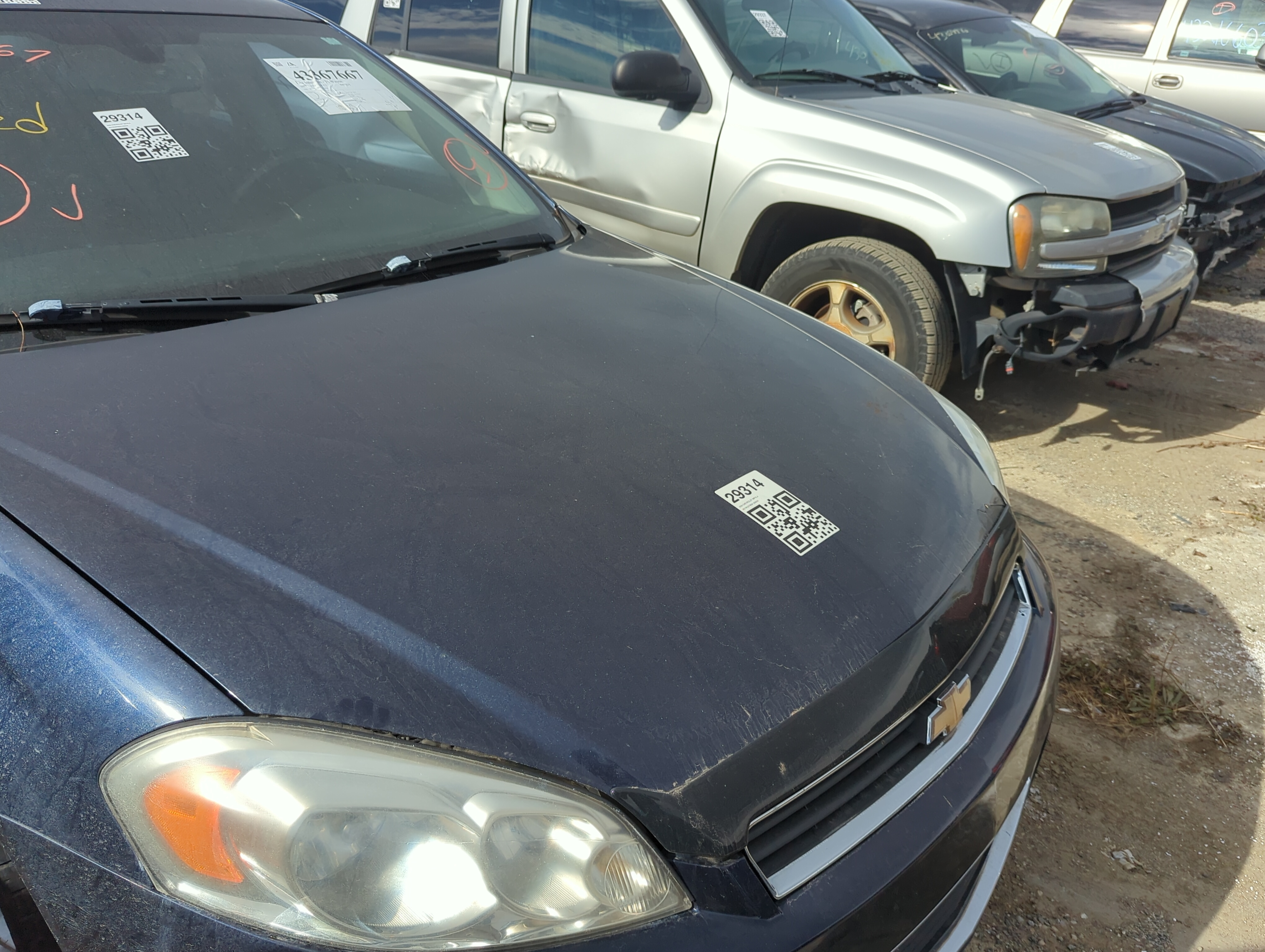 Picture of 2006-2016 Chevrolet Impala Hood Oem 1225900