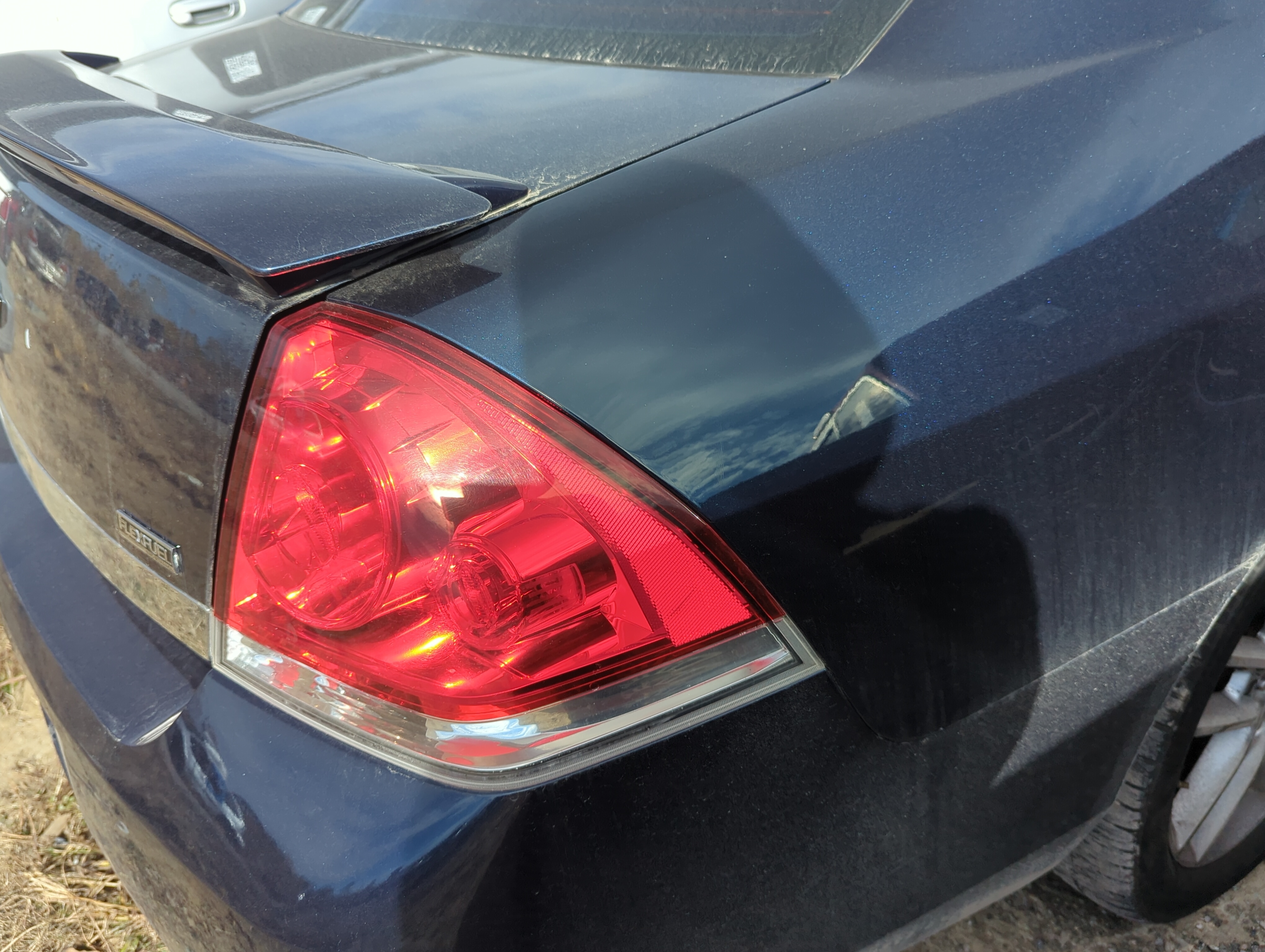 Picture of 2006-2016 Chevrolet Impala Passenger Right Side Tail Light Taillight Oem 1225907