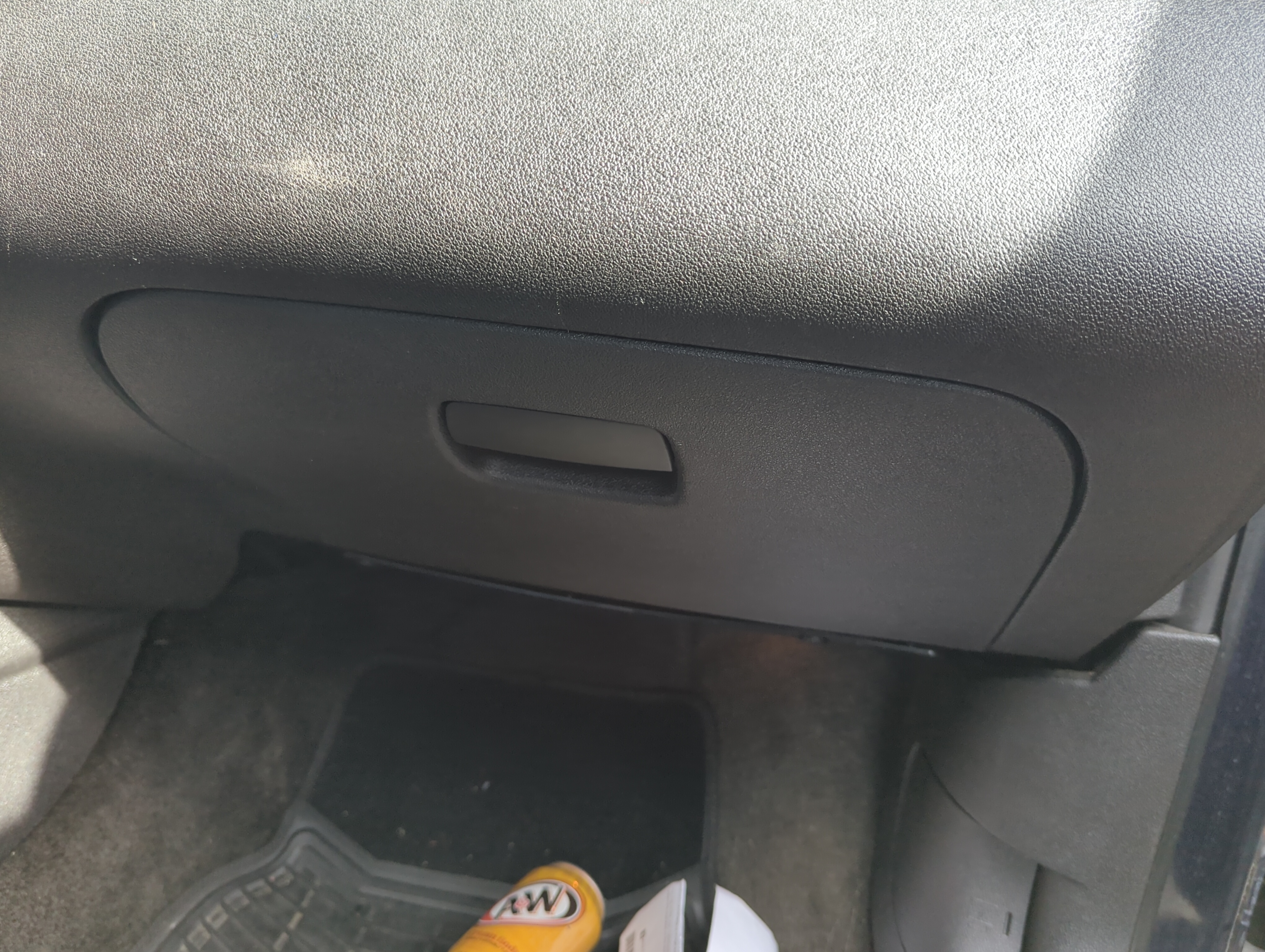 Picture of 2009 Chevrolet Impala Passenger Glove Box Door Storage Compartment 1225945