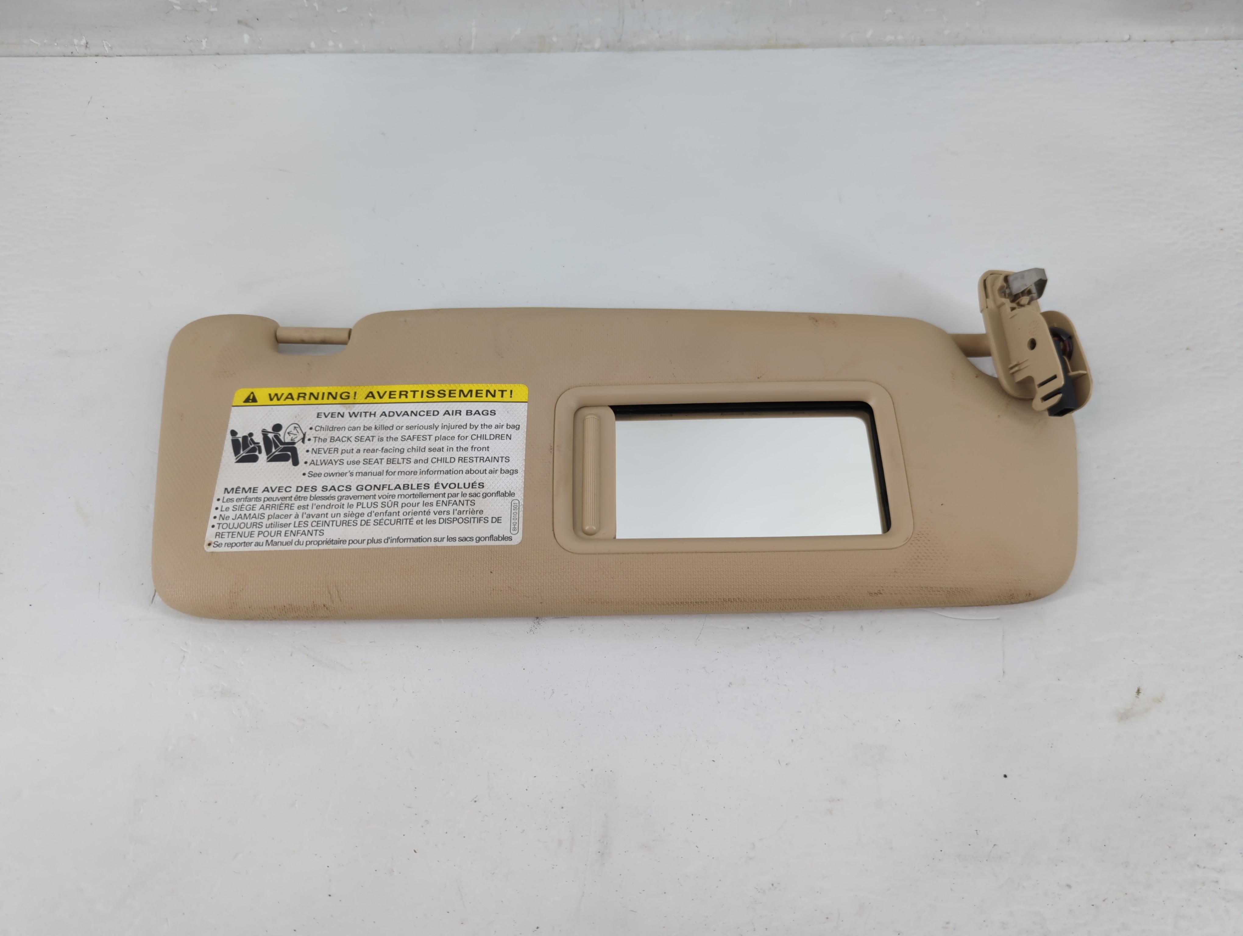 Picture of Audi Allroad Quattro Driver Sun Visor Mirror Left Sunvisor Beige 1225989