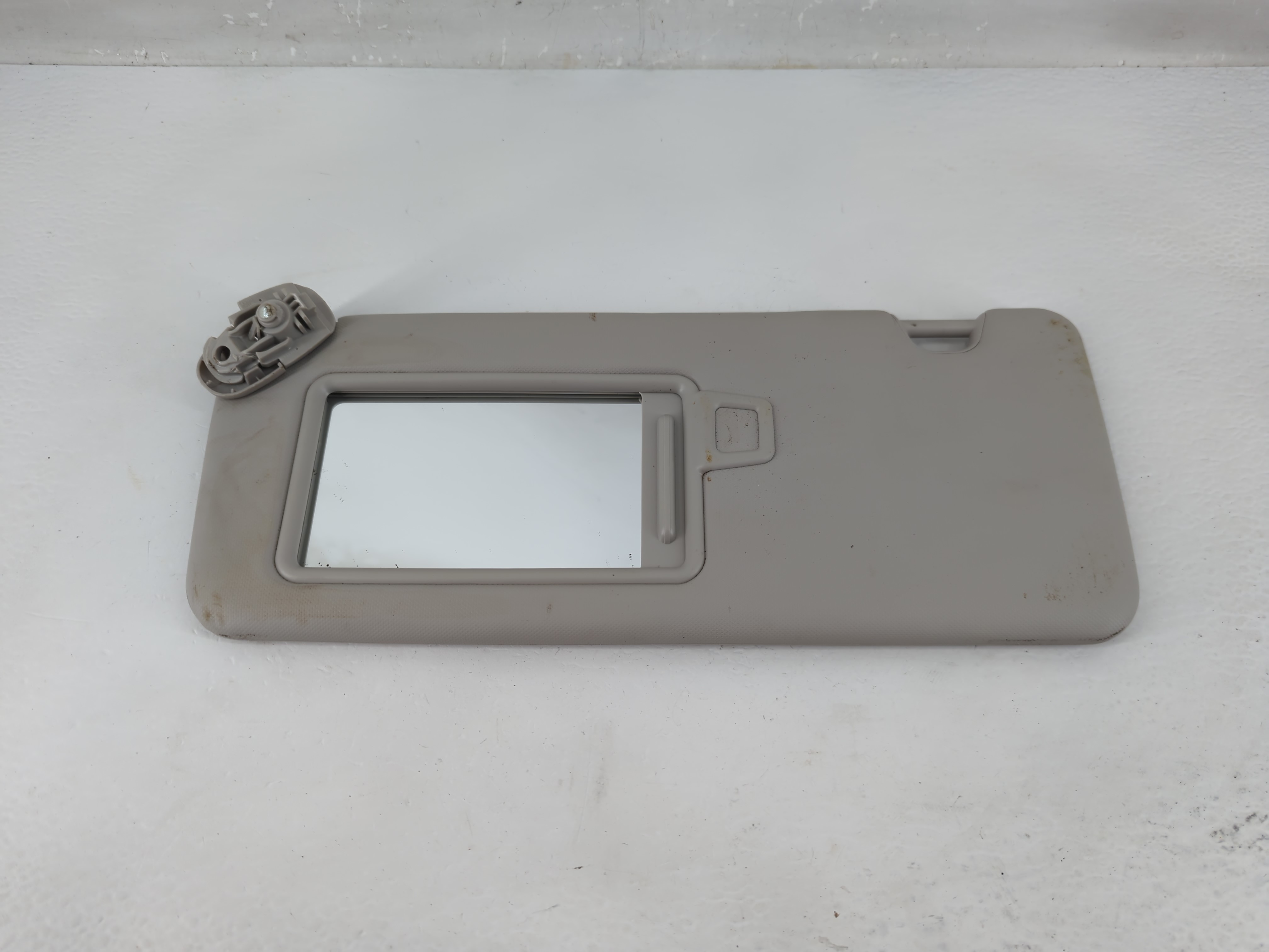 Picture of 2022-2022 Hyundai Tucson Driver Sun Visor Mirror Left Sunvisor Grey 1225996