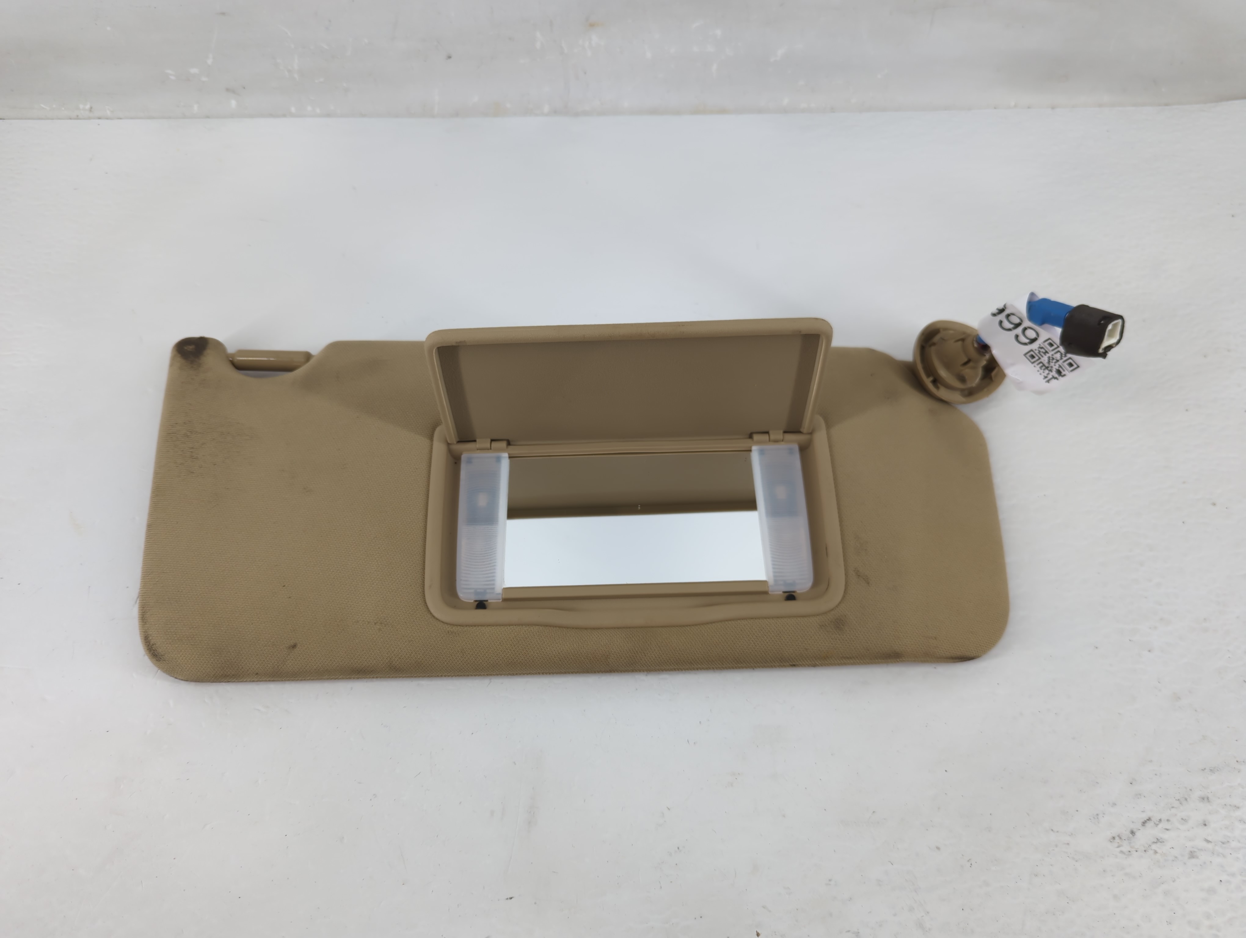 2010-2011 Honda Accord Driver Sun Visor Mirror Left Sunvisor Beige 1225999 - Oemusedautoparts1.com