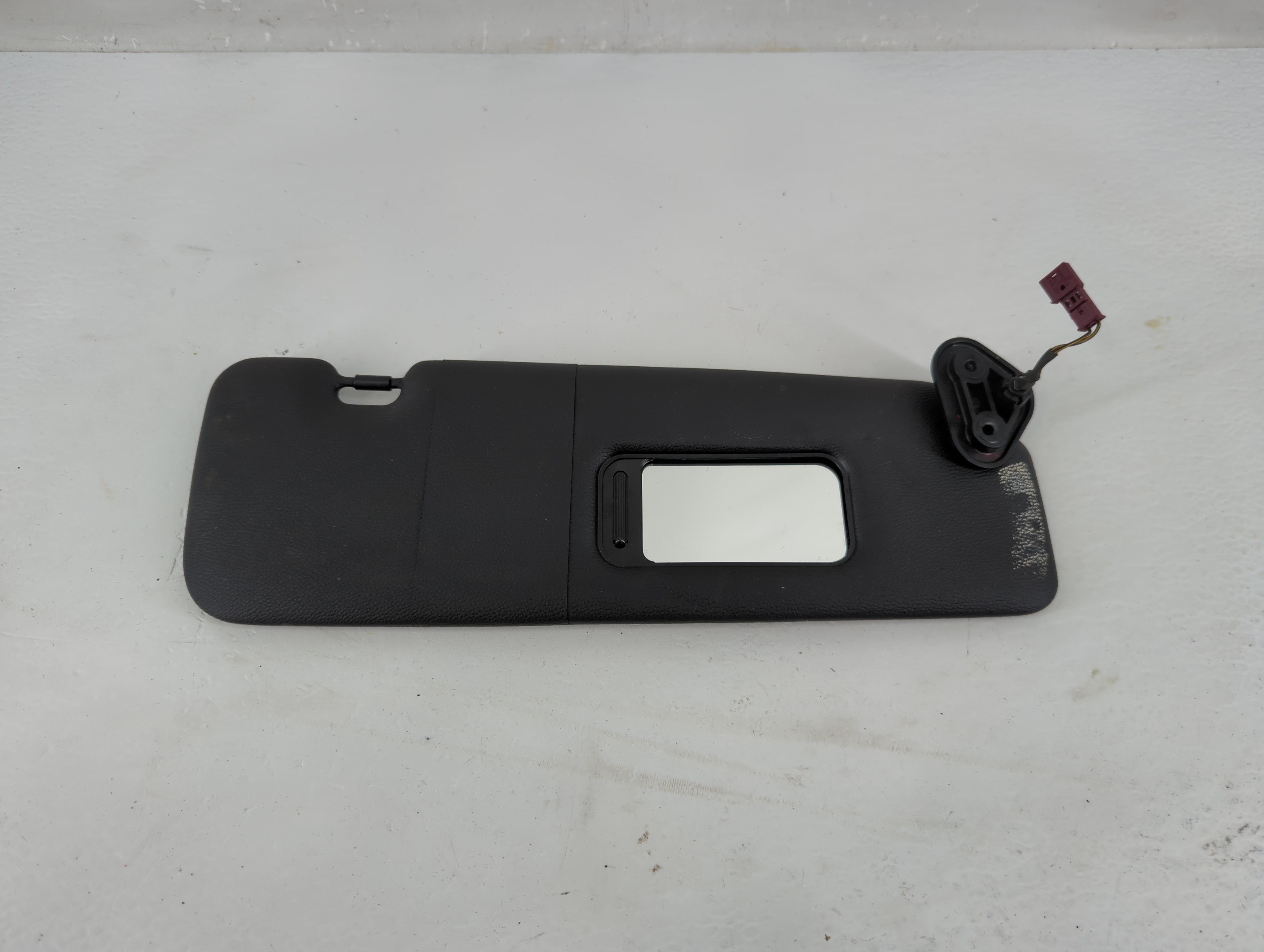 Picture of 2008-2013 Bmw 135i Passenger Sun Visor Mirror Right Sunvisor Black 1226025