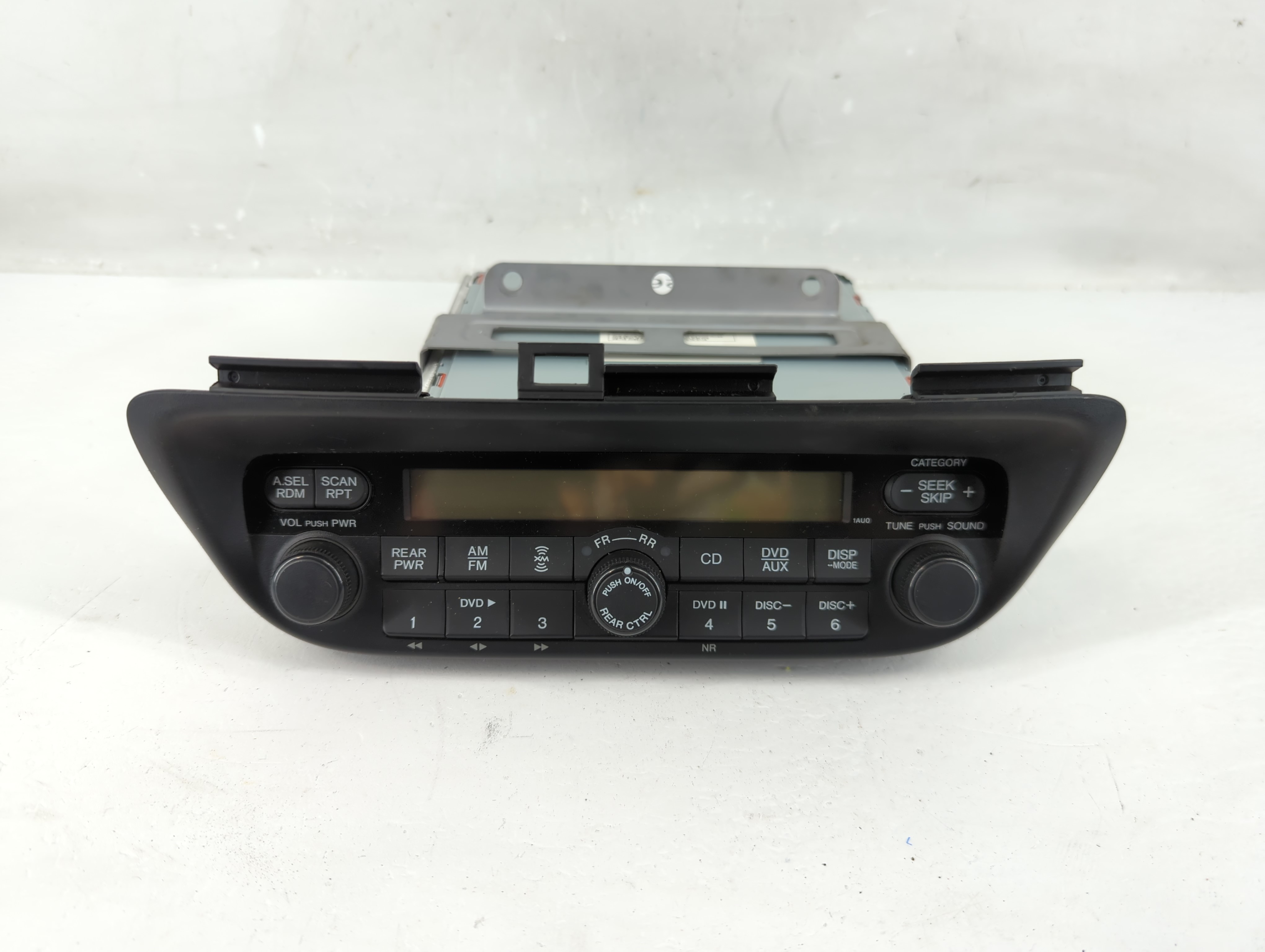2005-2010 Honda Odyssey Am Fm Cd Player Radio Receiver 1226044 - Oemusedautoparts1.com