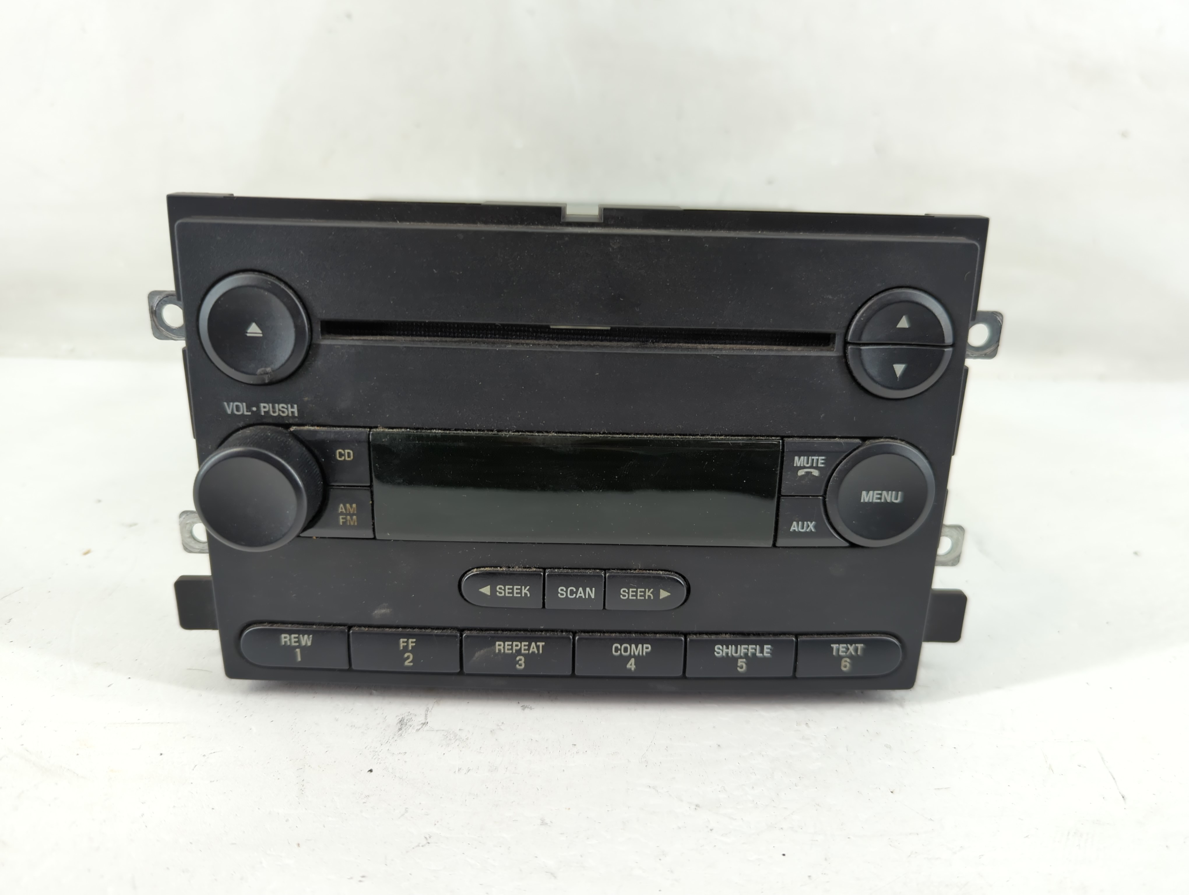 2005-2006 Ford F-150 Am Fm Cd Player Radio Receiver 1226049 - Oemusedautoparts1.com