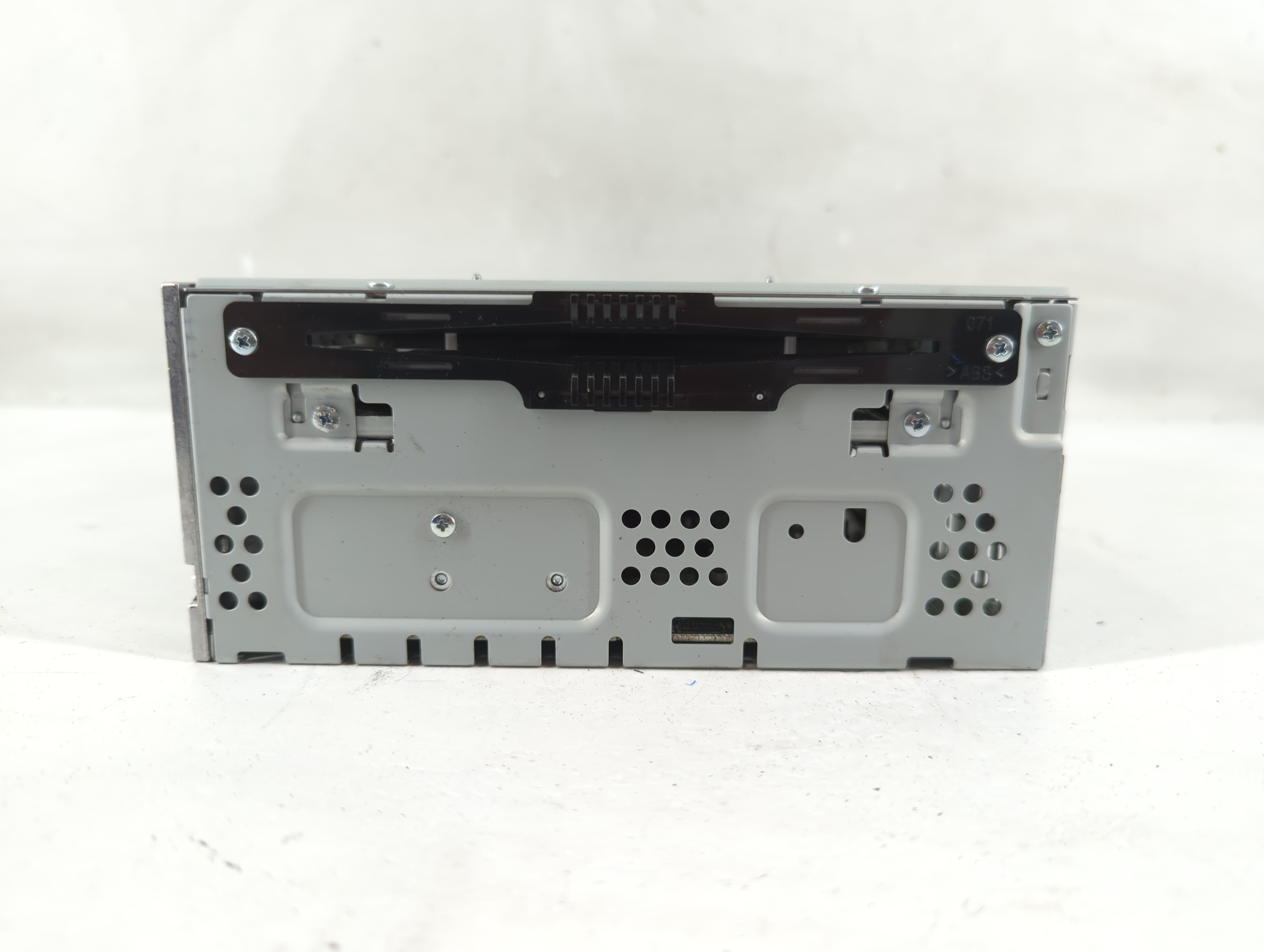 Picture of 2016-2017 Ford Fusion Am Fm Cd Player Radio Receiver 1226052