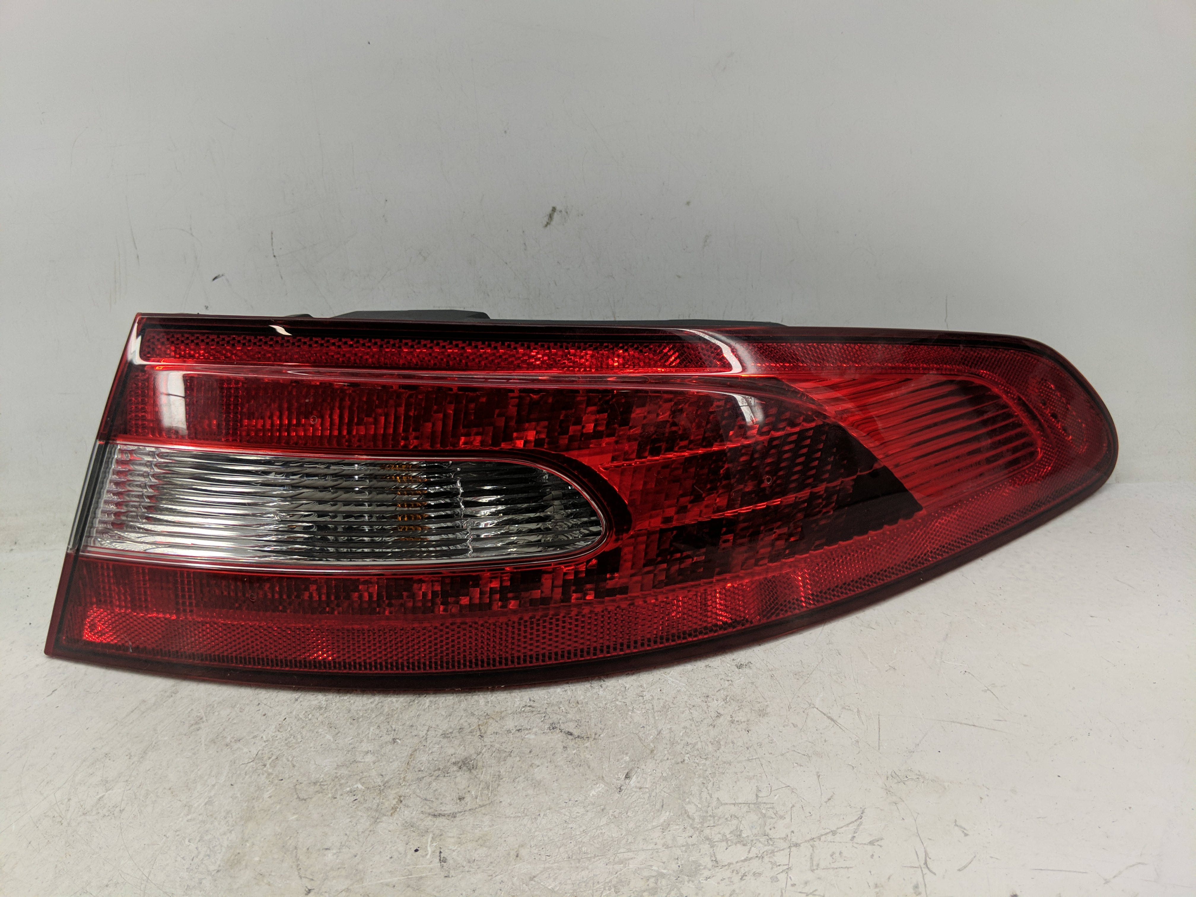 Picture of 2009-2011 Jaguar Xf Passenger Right Side Tail Light Taillight Oem 1226148