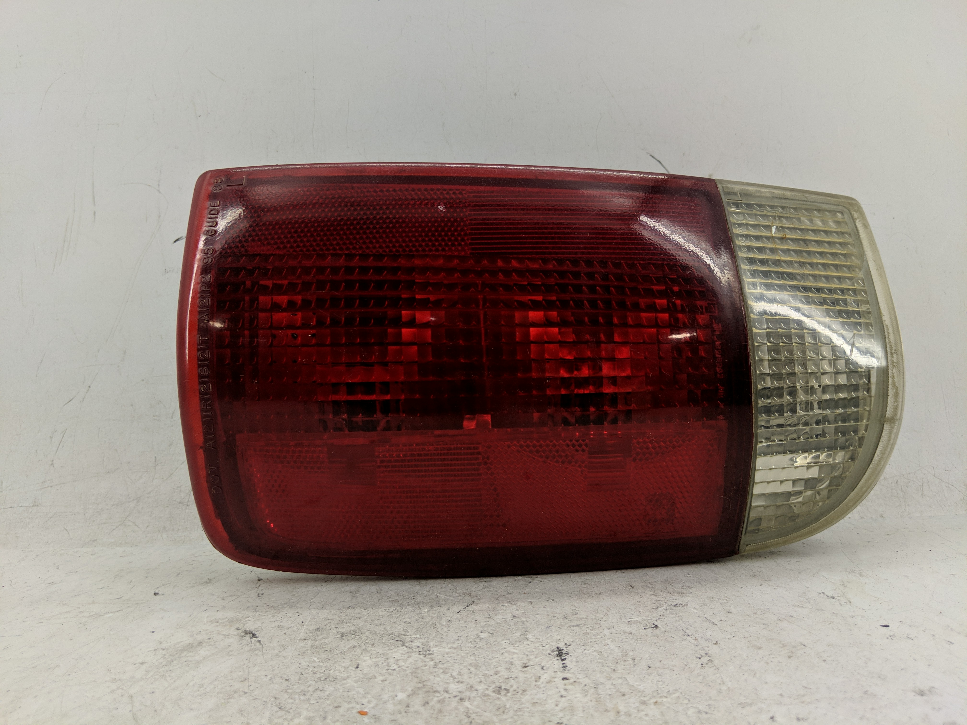 Picture of Chevrolet S10 Blazer Driver Left Side Tail Light Taillight Oem 1226161