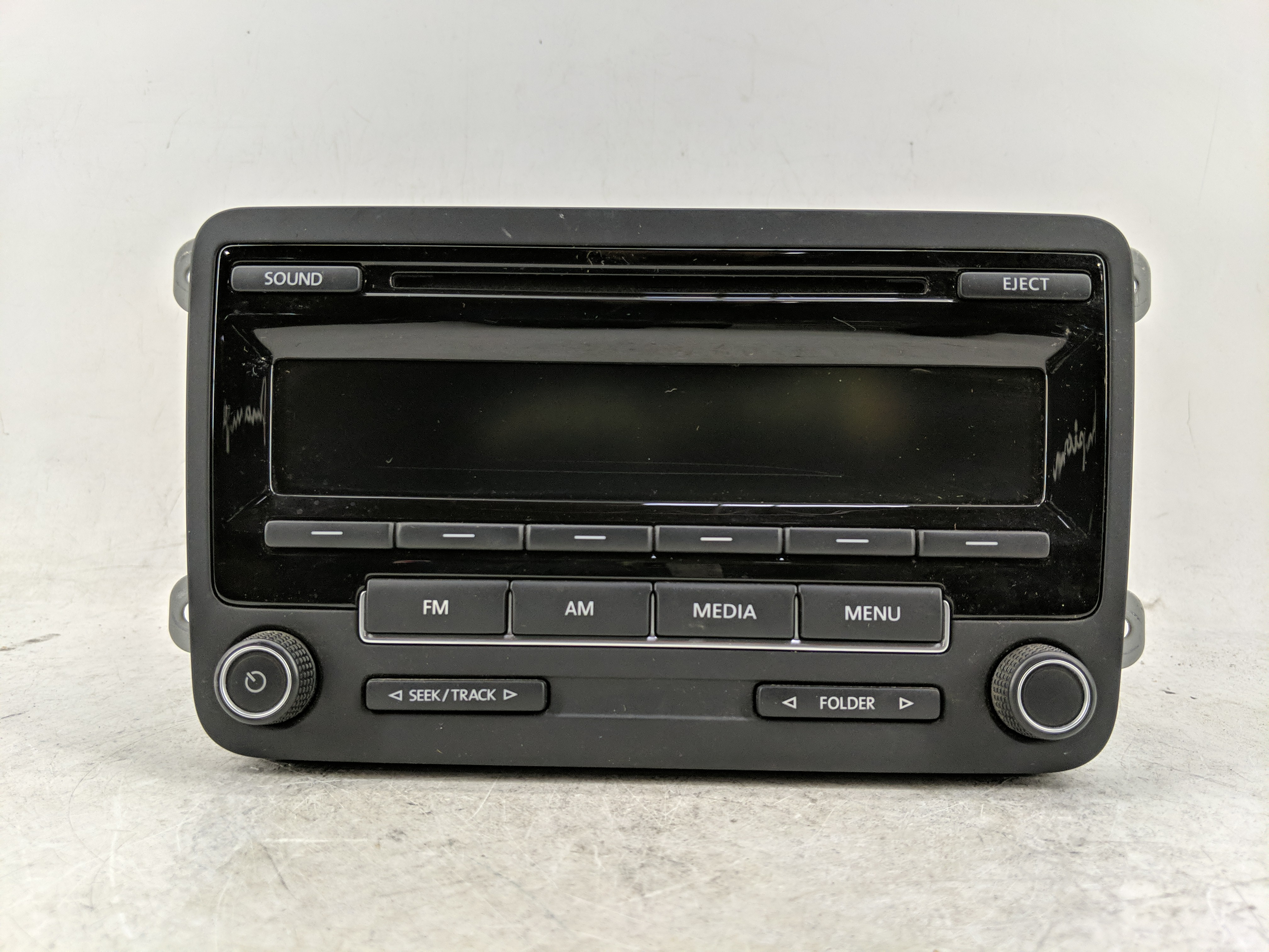 2015-2017 Volkswagen Jetta Am Fm Cd Player Radio Receiver 1226197 - Oemusedautoparts1.com